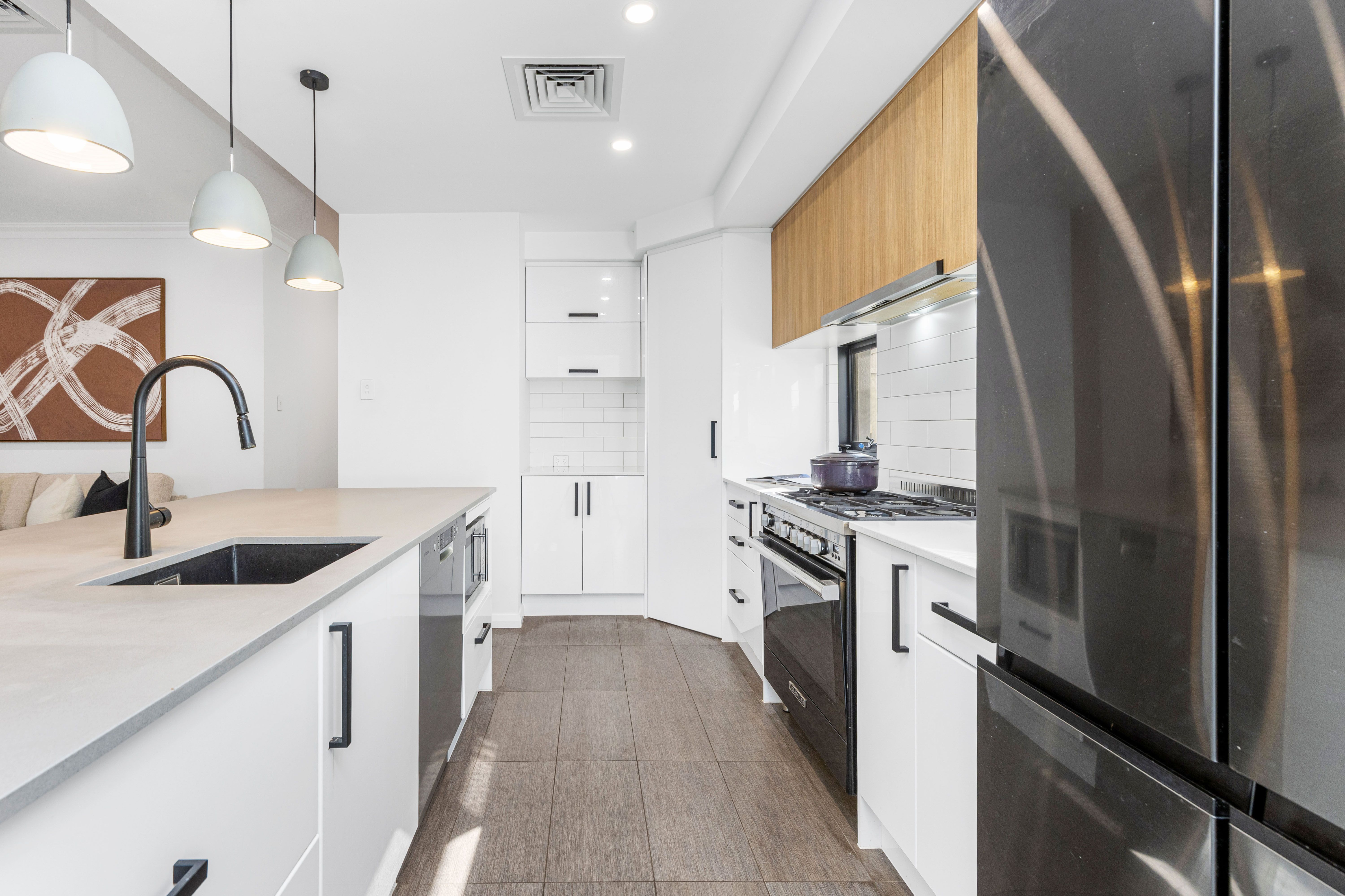 11 Bartlett Crescent — photo 13 of 30