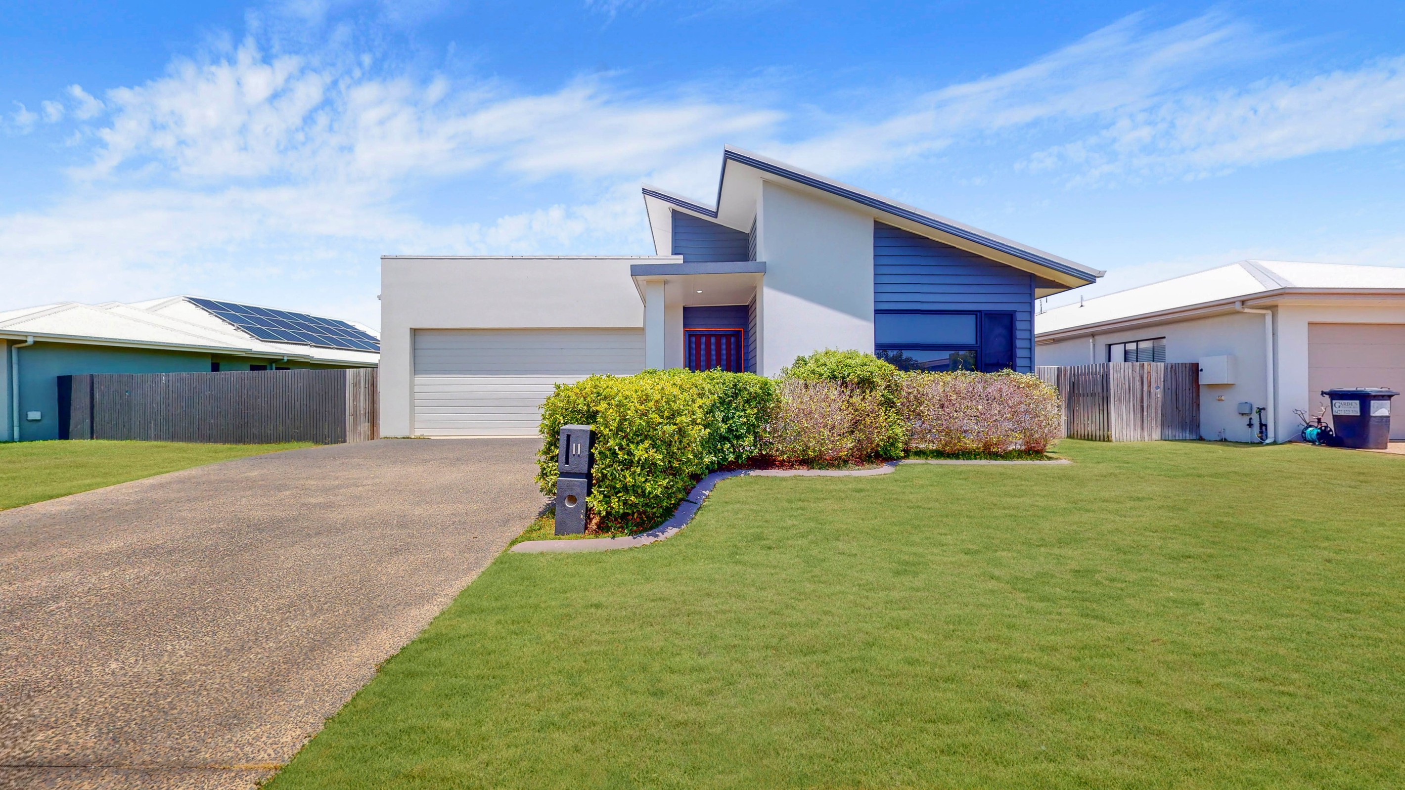 11 Columbus Street, Burdell, QLD 4818