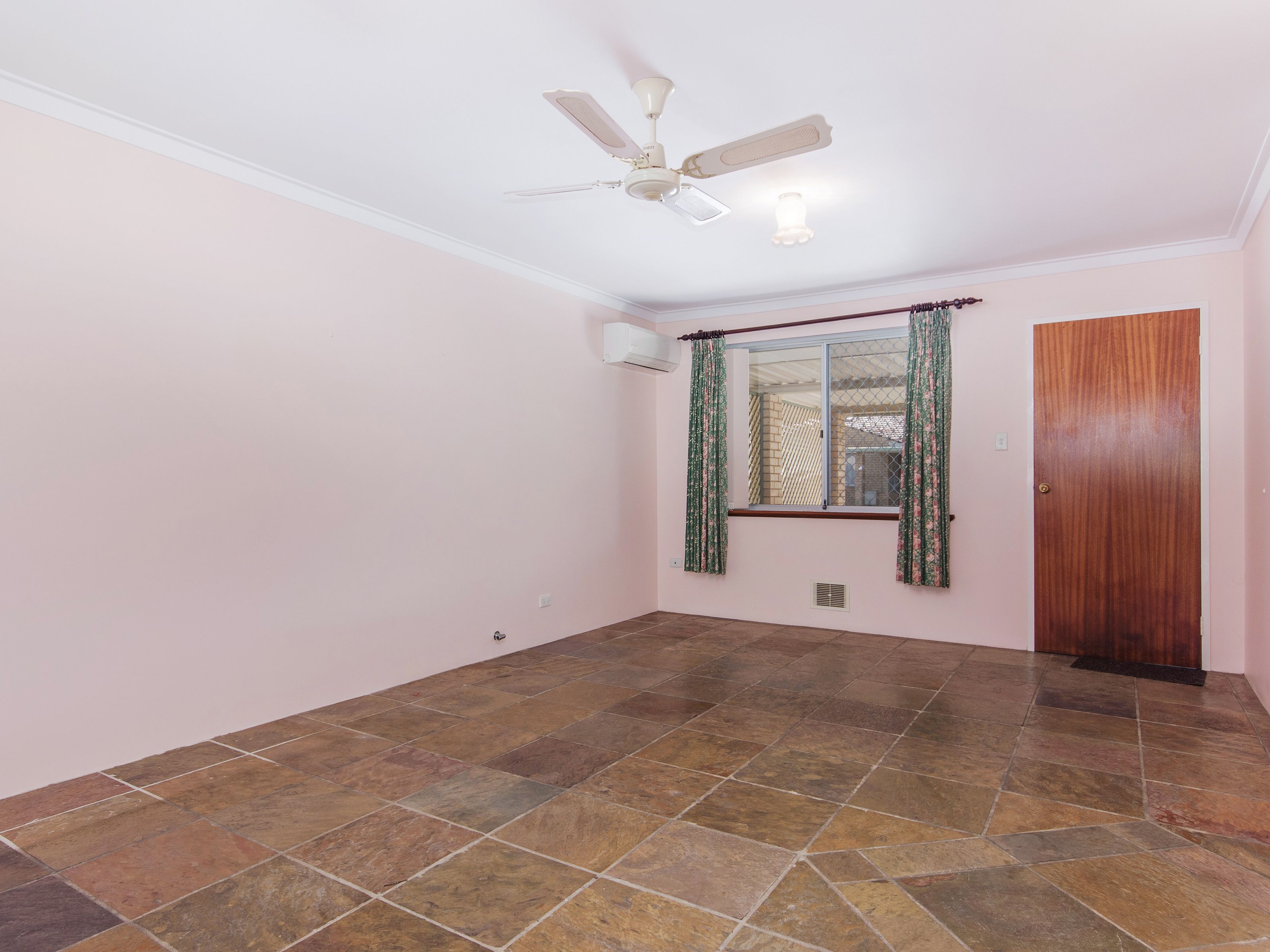 16/101 Simpson Avenue, Rockingham, WA 6168