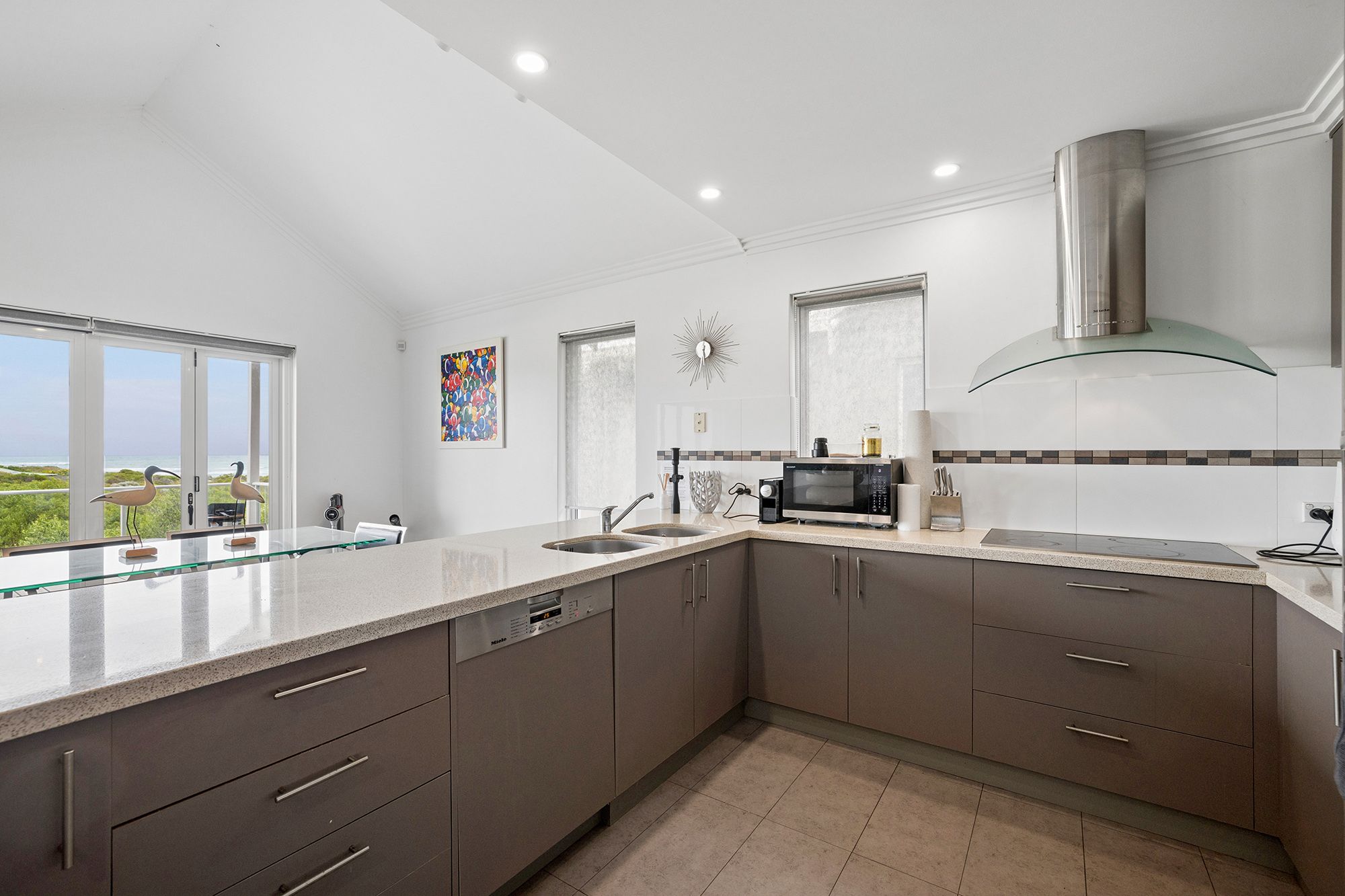 4/2 Robertson Road — photo 24 of 30