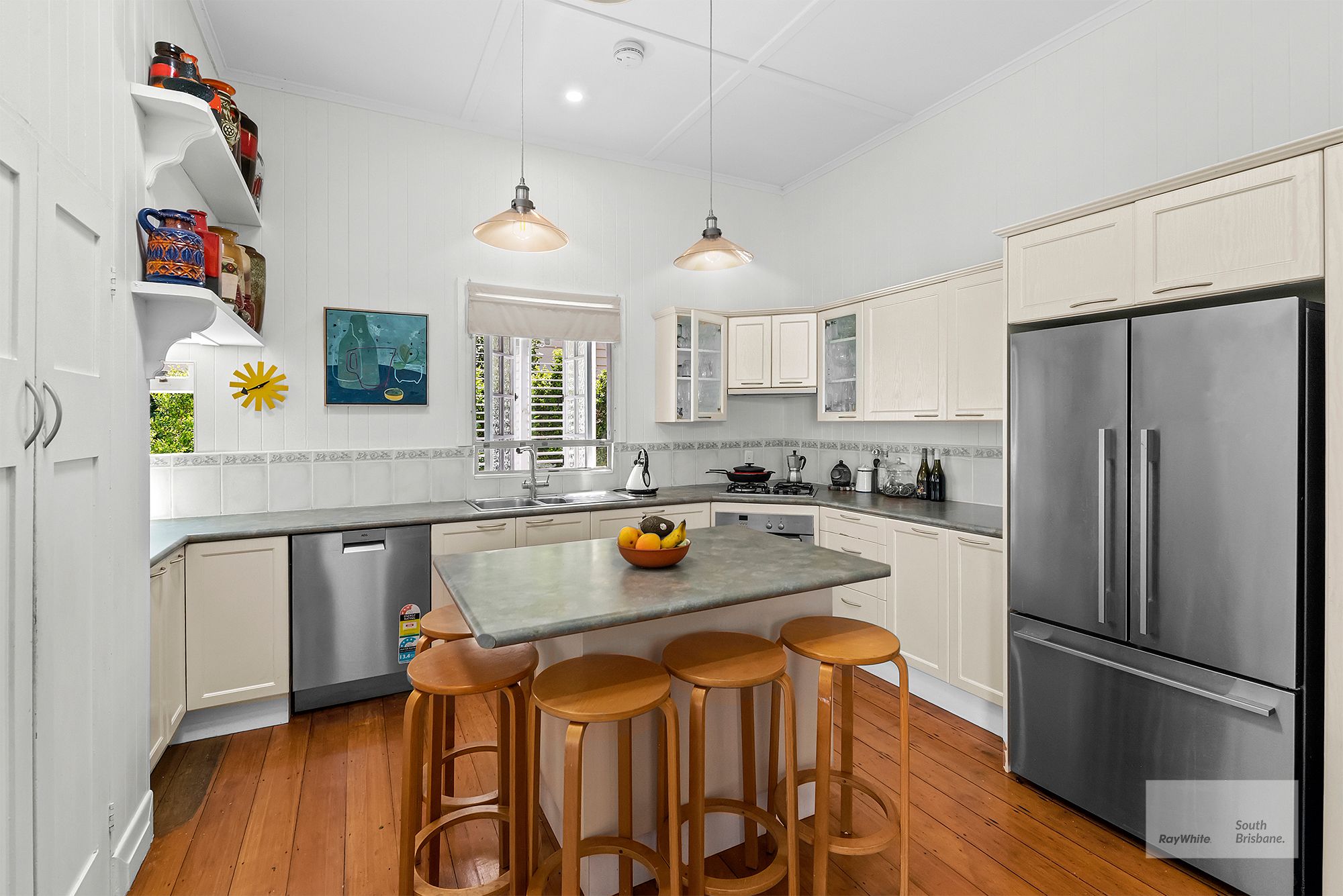 13 Crescent Road — photo 4 of 14
