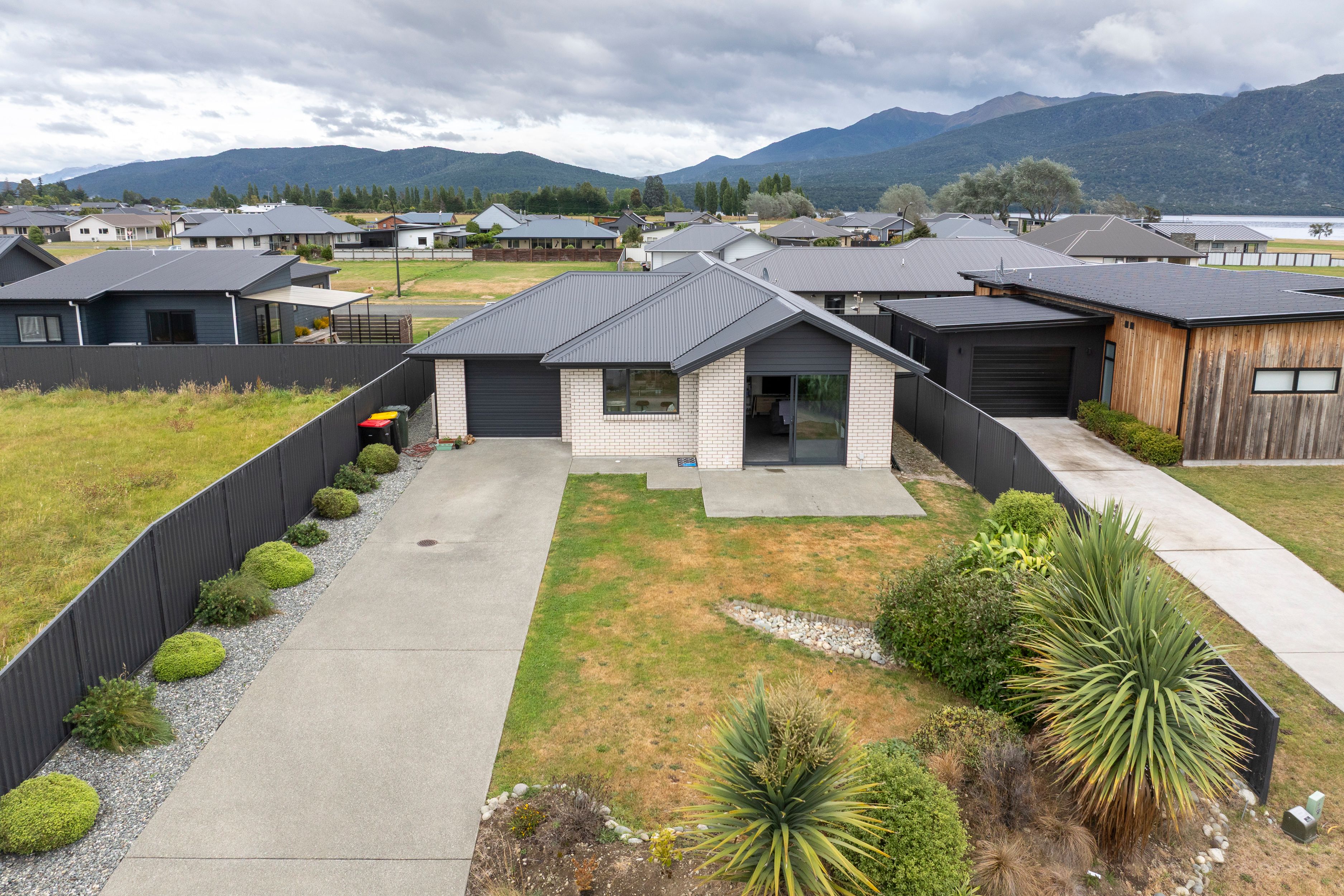 9 Wapiti Drive, Te Anau, Southland District