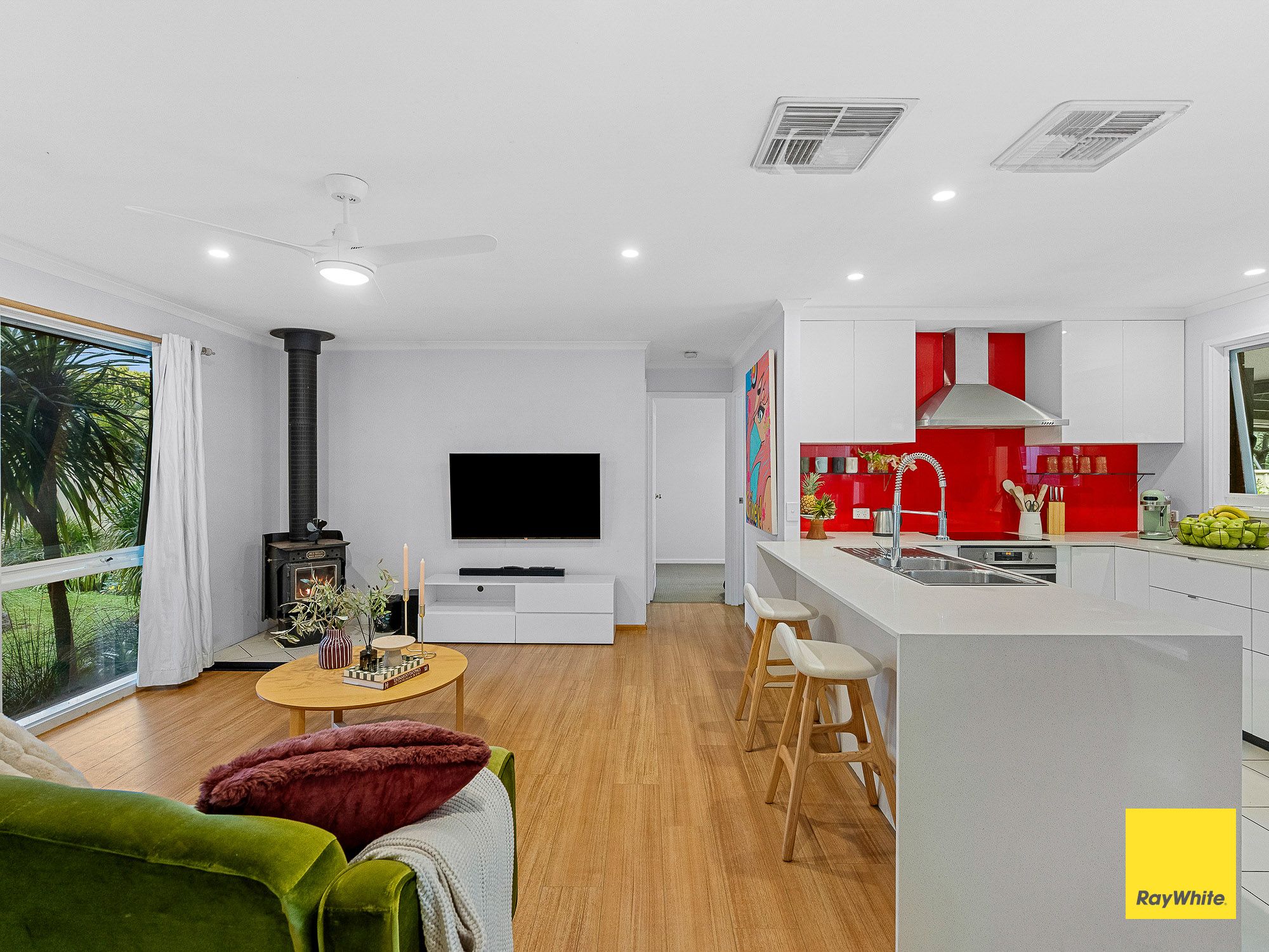 45 Neil Street — photo 4 of 20