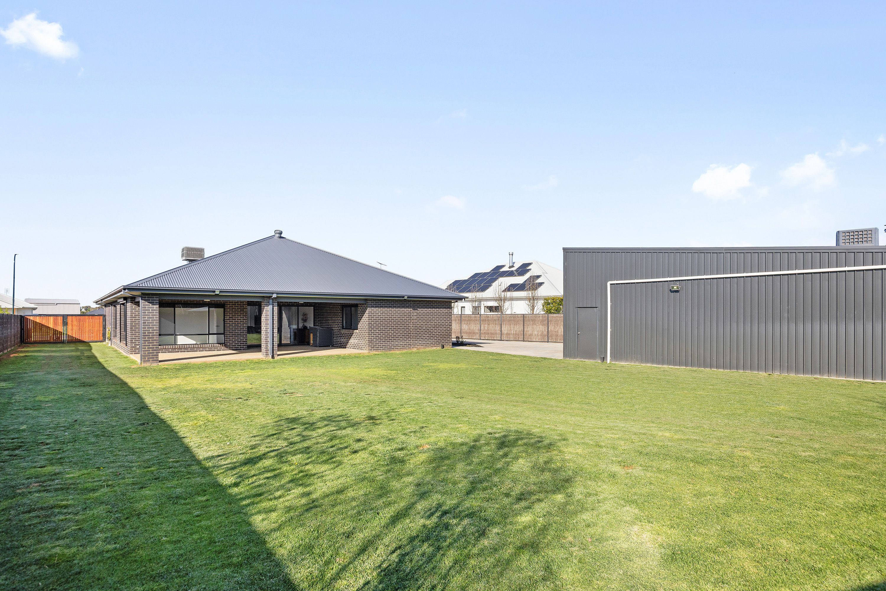 5 Red Gum Court — photo 16 of 19