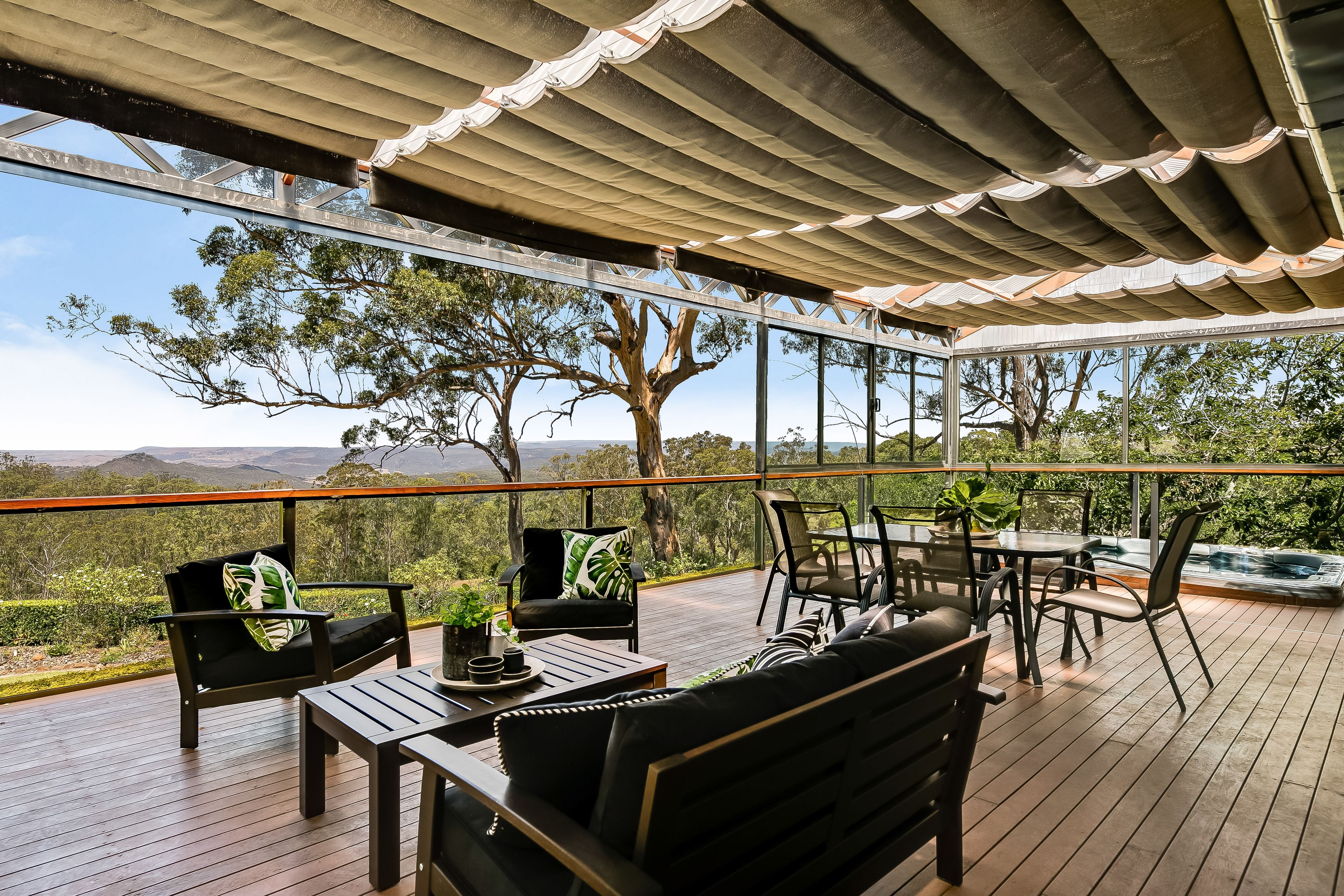 10 Flagstone Creek Road, Middle Ridge, QLD 4350