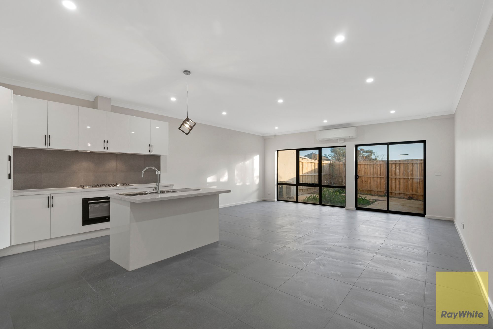 5/66-68 Bulban Road, Werribee, VIC 3030
