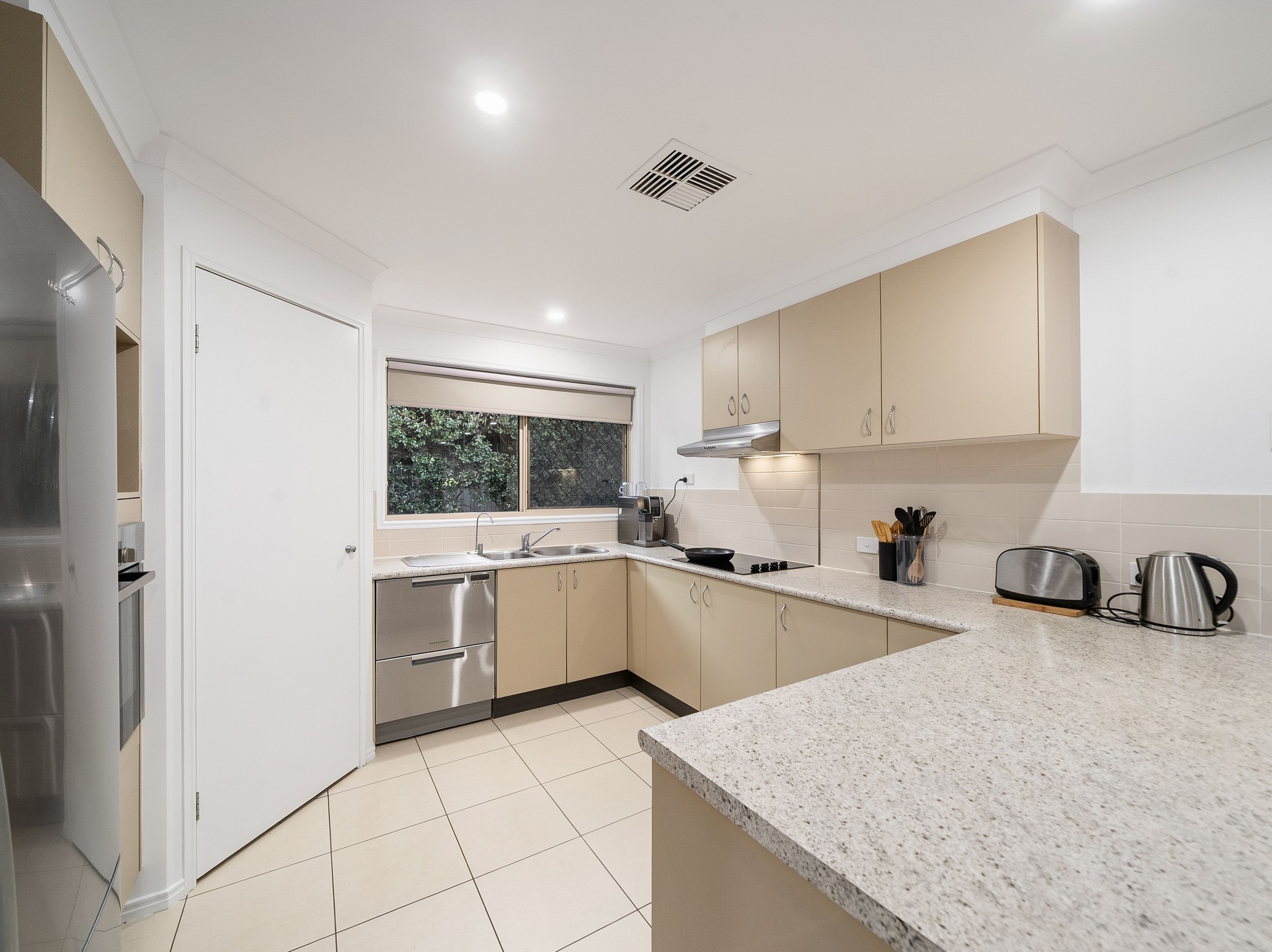 42 Gannet Circuit, North Lakes, QLD 4509