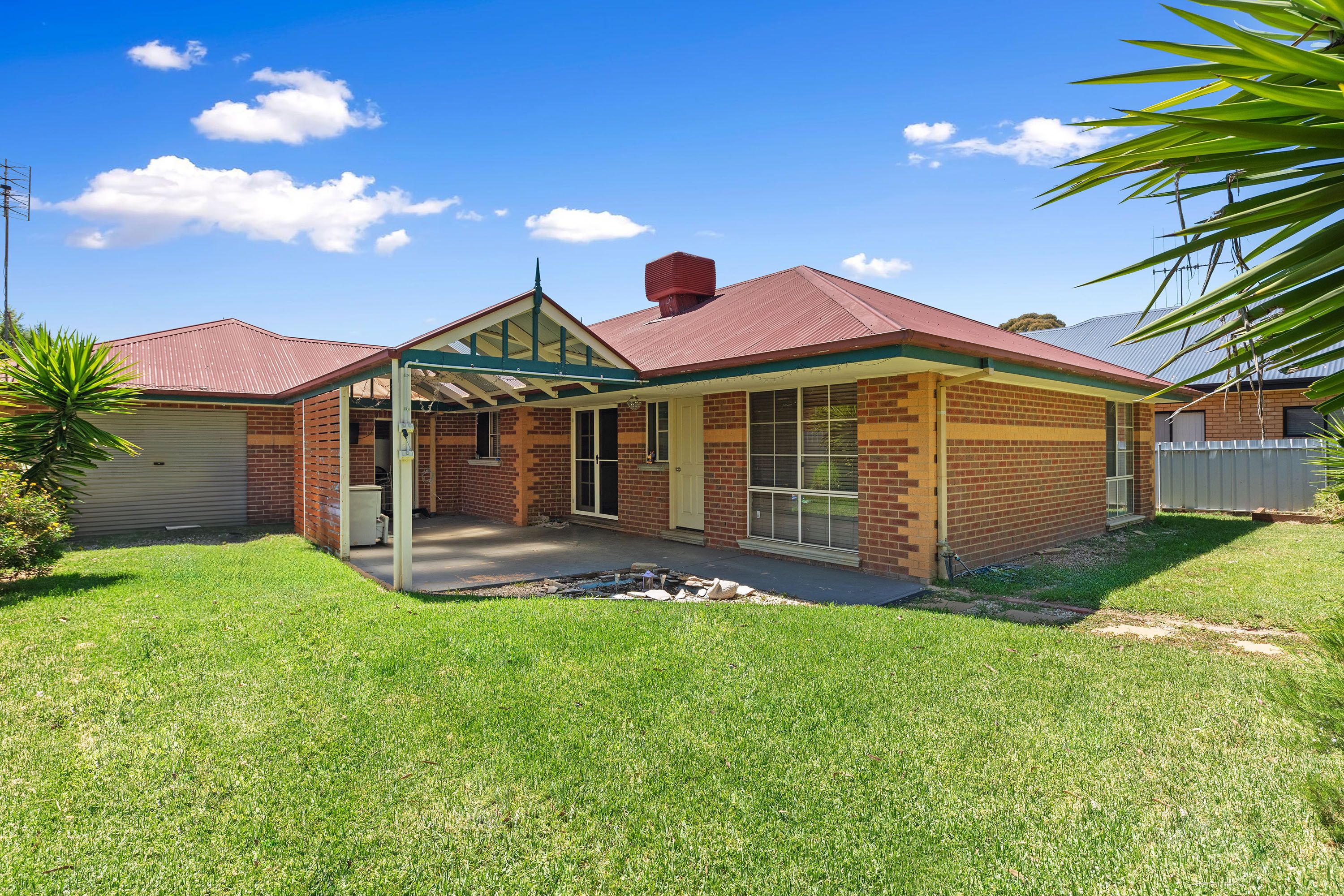 5 Peace Street, Kangaroo Flat, VIC 3555