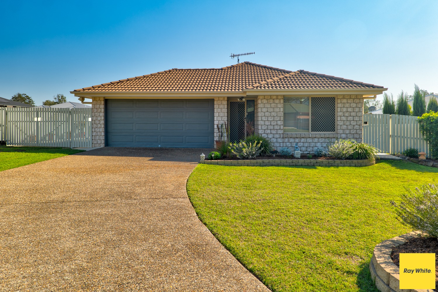 6 Keeley Place, Esk, QLD 4312
