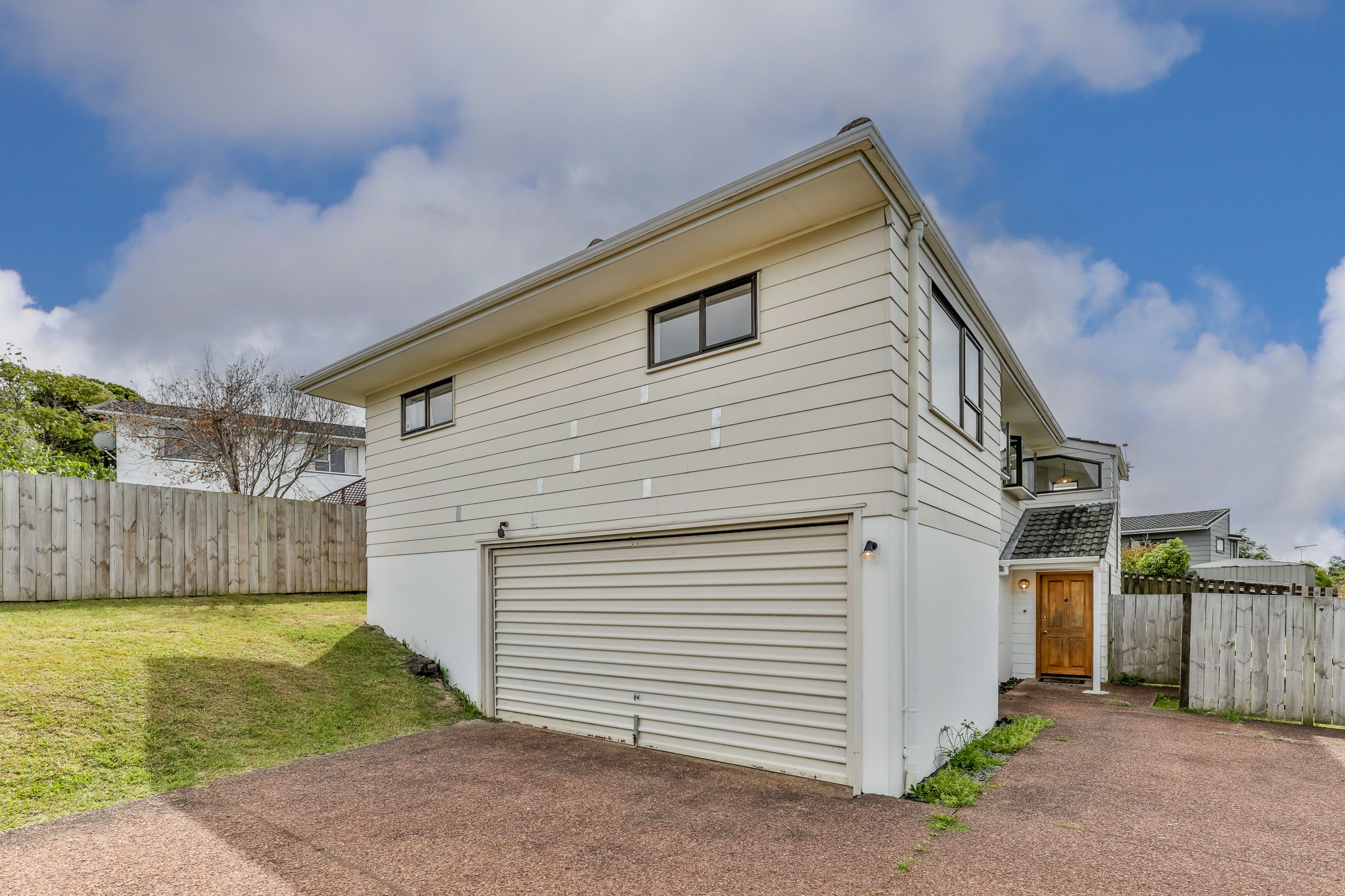 33 Tetrarch Place, Totara Vale, North Shore City