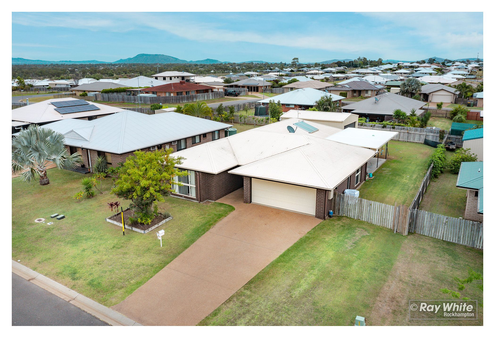 5 William Close, Gracemere, QLD 4702