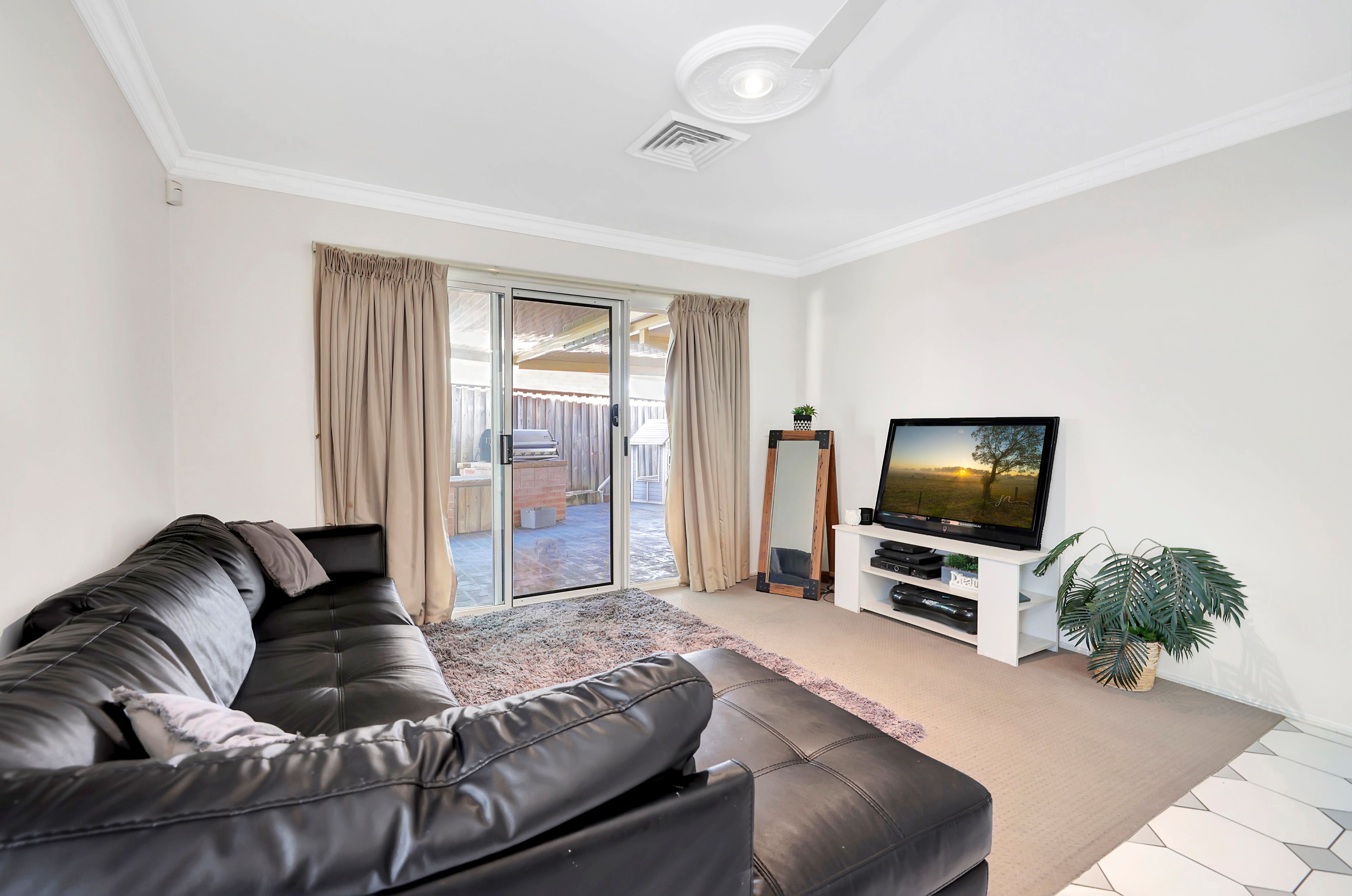 26 Fairywren Close, Glenmore Park, NSW 2745