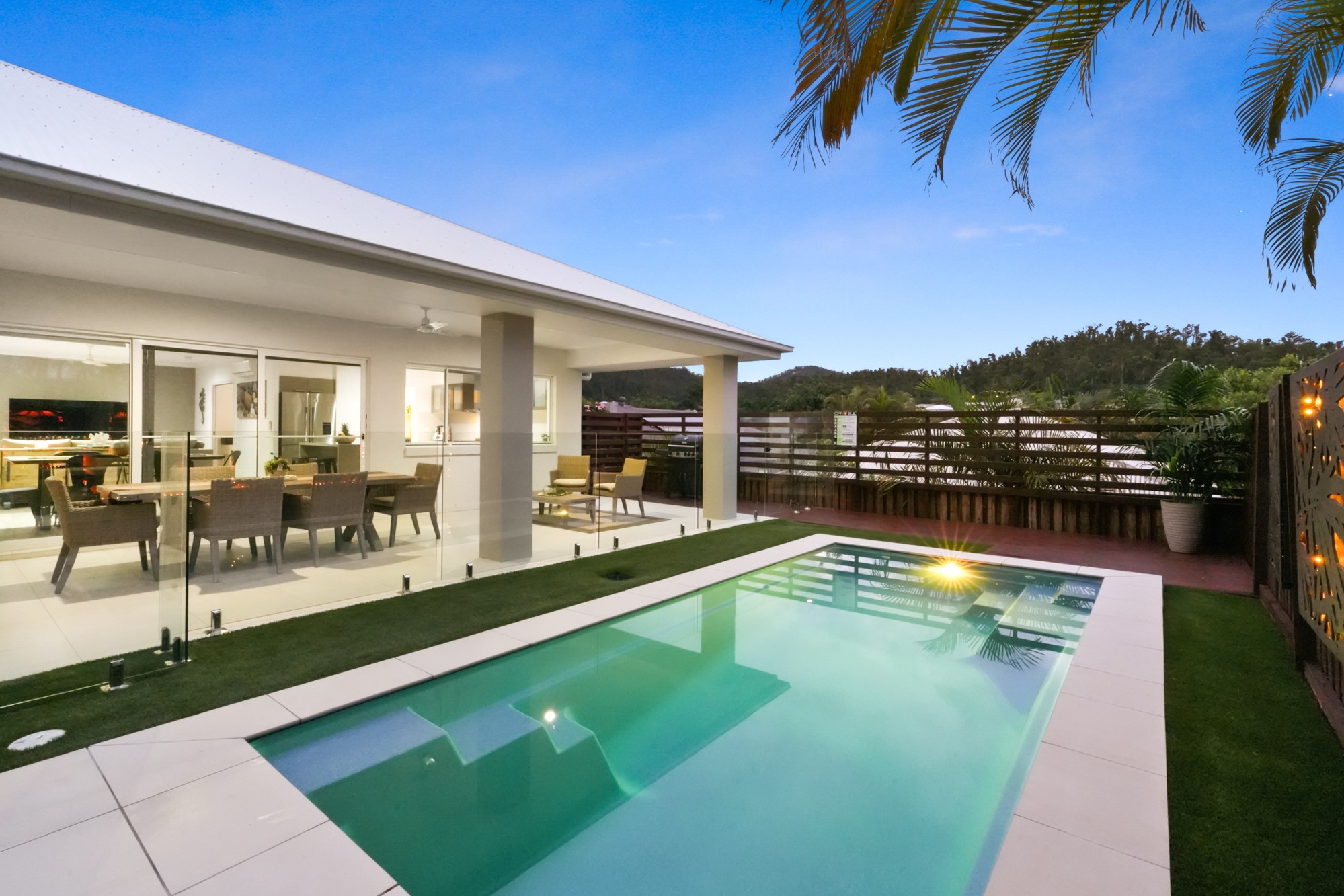 4 Star Rise Street, Maudsland, QLD 4210