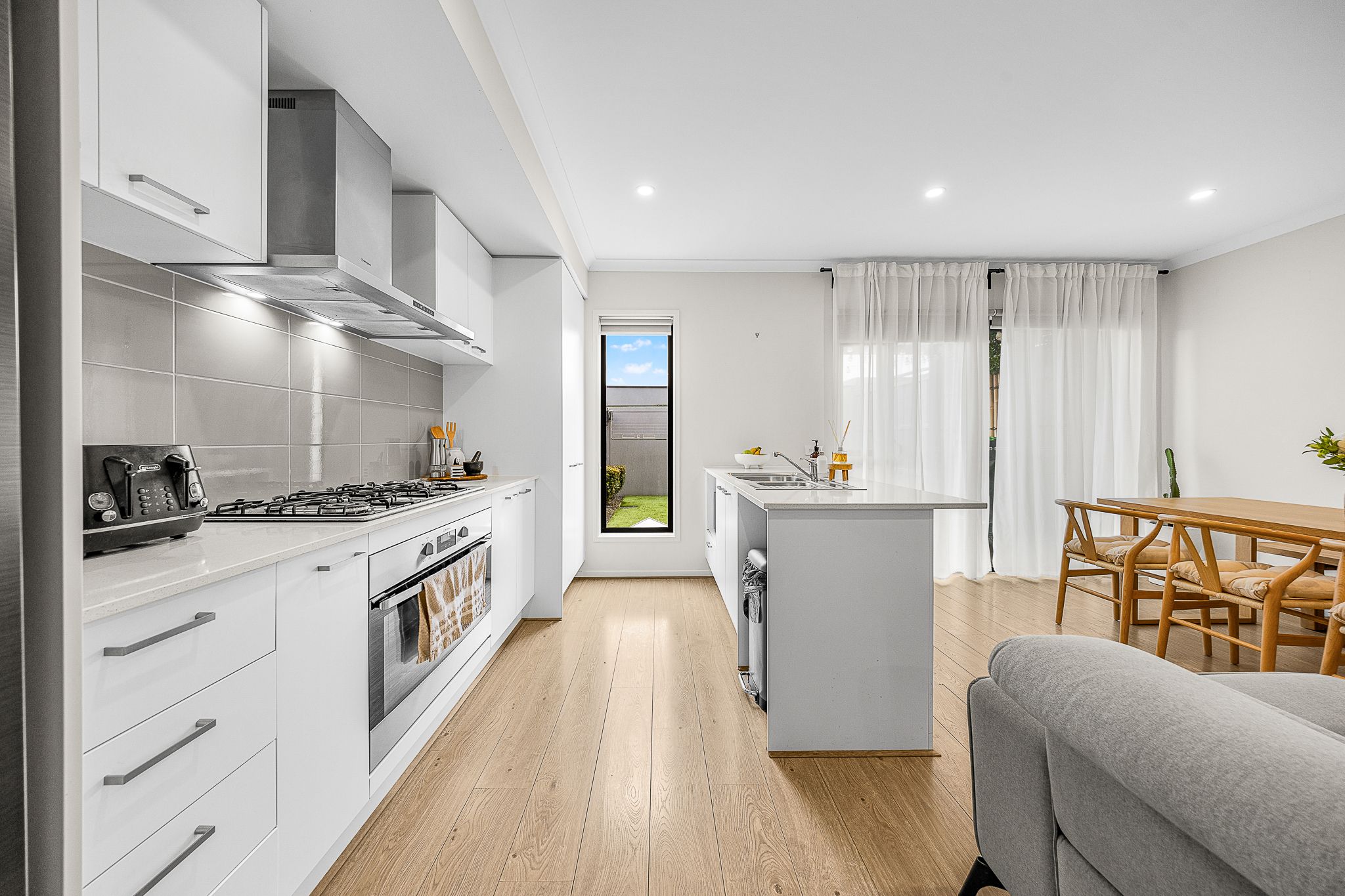 69 Ramlegh Boulevard, Clyde North, VIC 3978