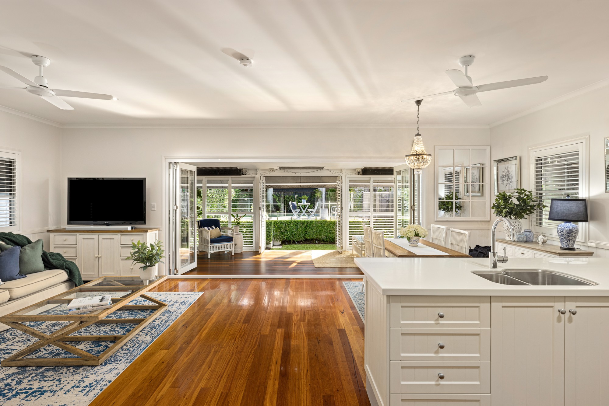67 Raven Street, Camp Hill, QLD 4152