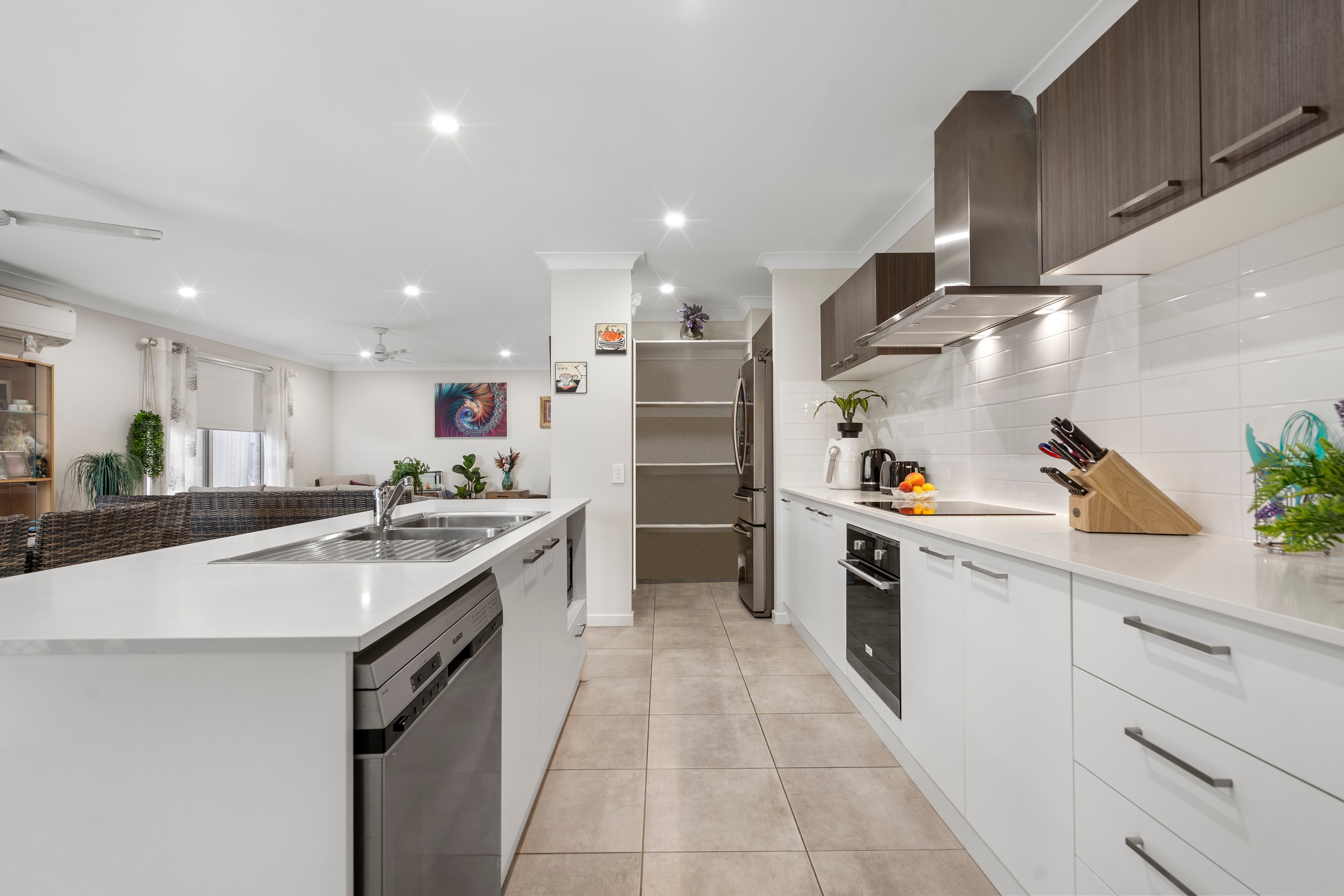 15 Richmond Terrace, Plainland, QLD 4341