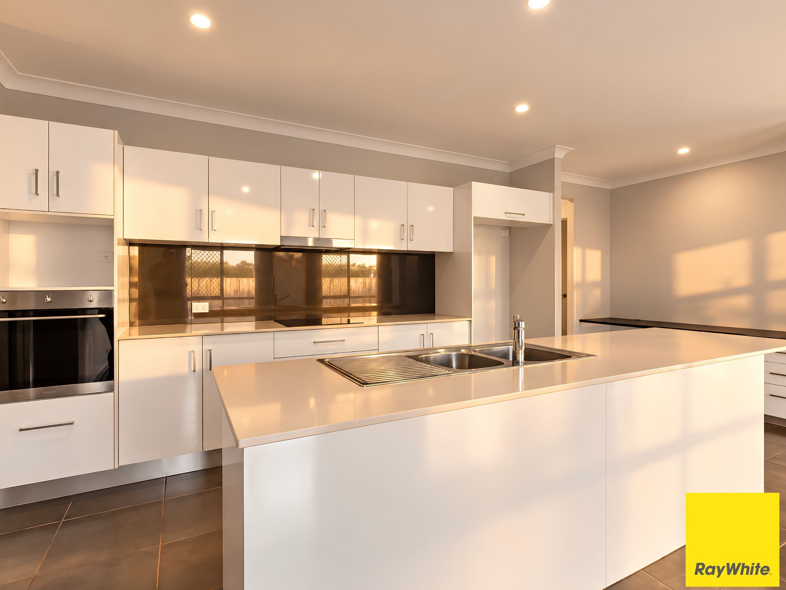 4 Basswood Avenue — photo 8 of 30