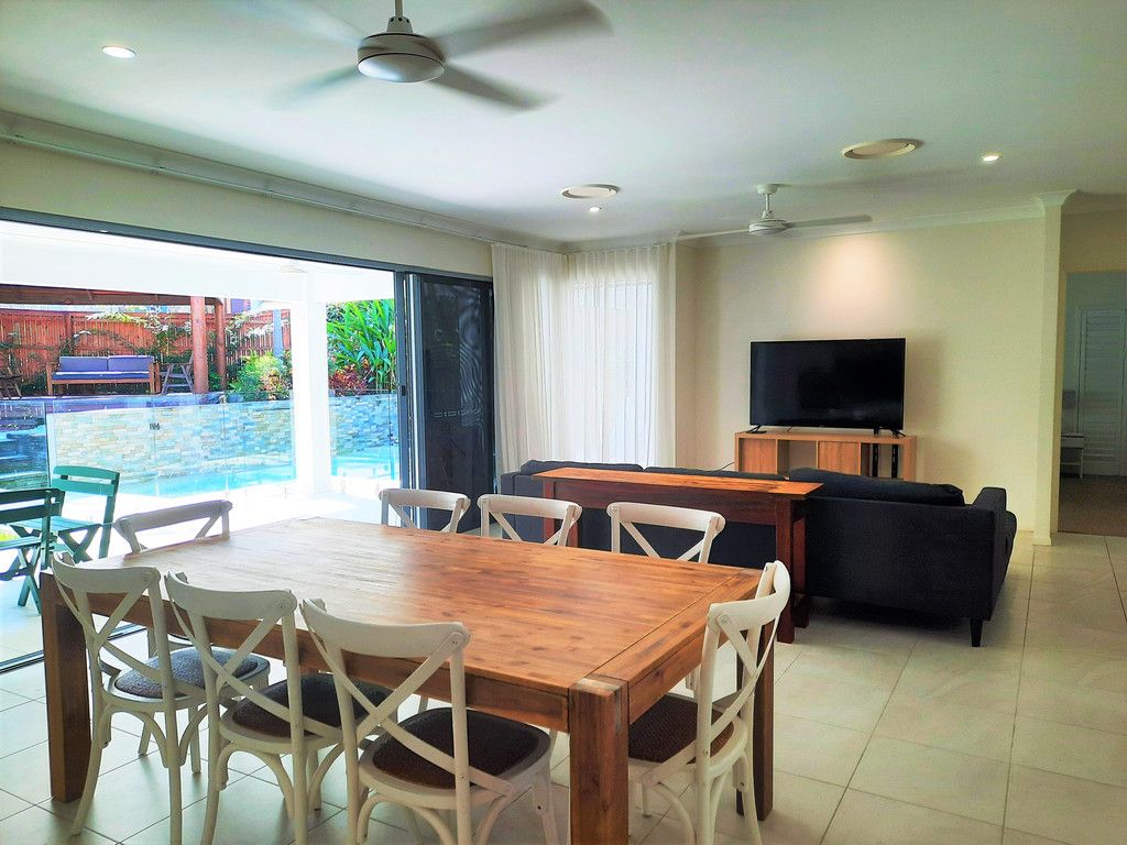 1 Seashell Crescent, Trinity Beach, QLD 4879