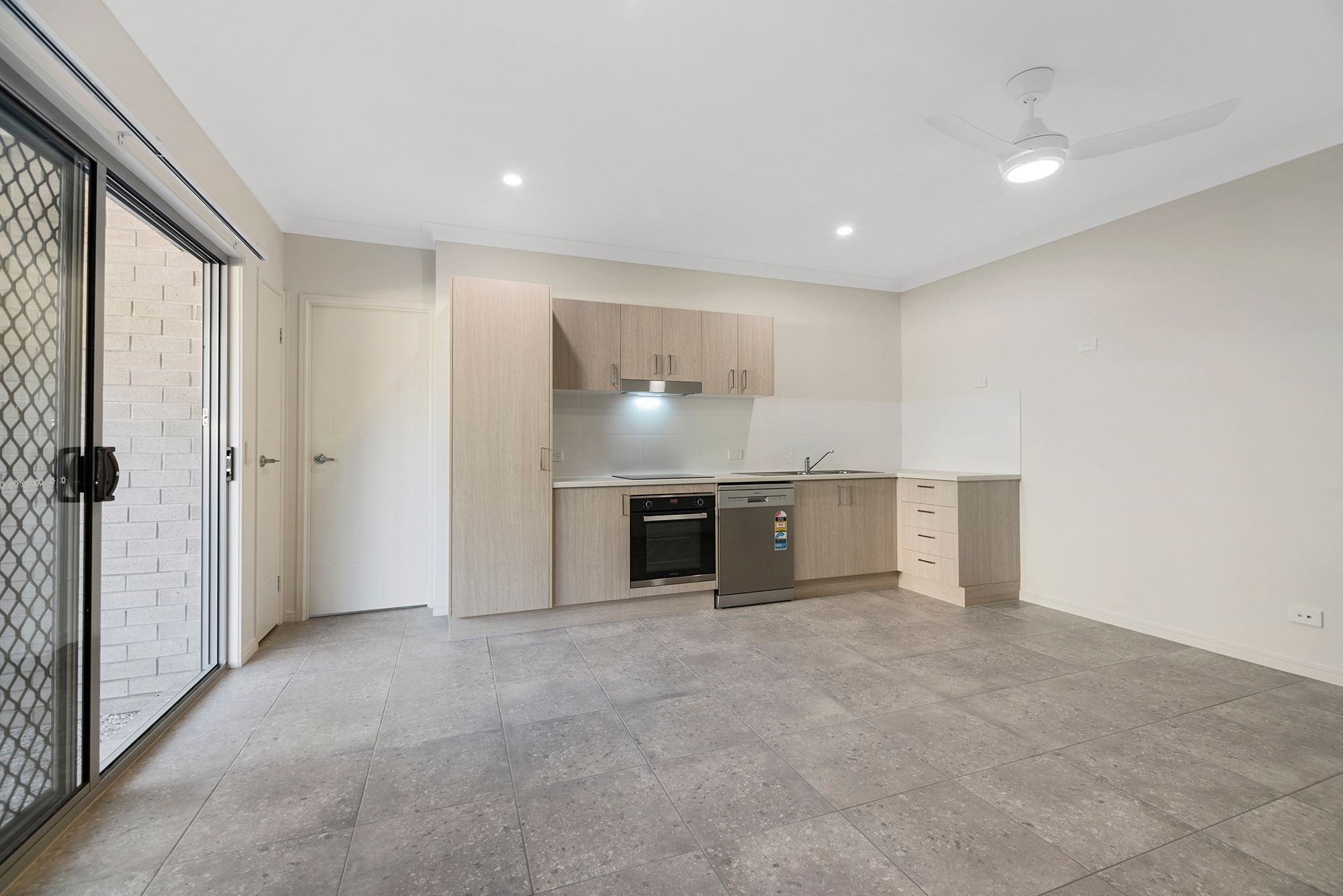 2/2A Kalimna Street, Loganholme, QLD 4129