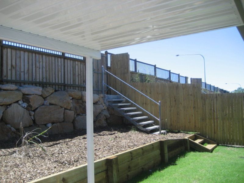 42 Huntley Crescent, Redbank Plains, QLD 4301