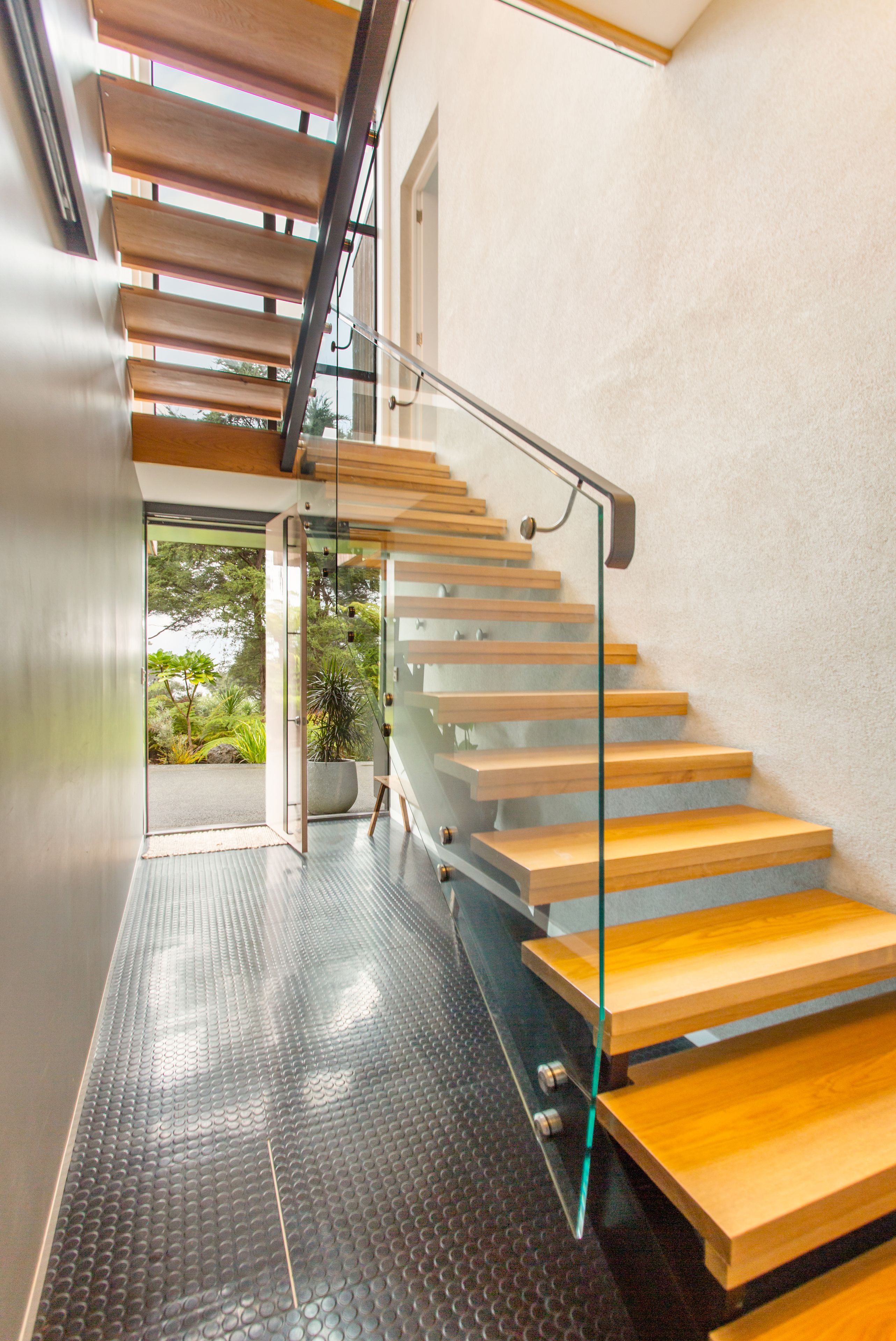9 McCahon Place, Titirangi, Waitakere City