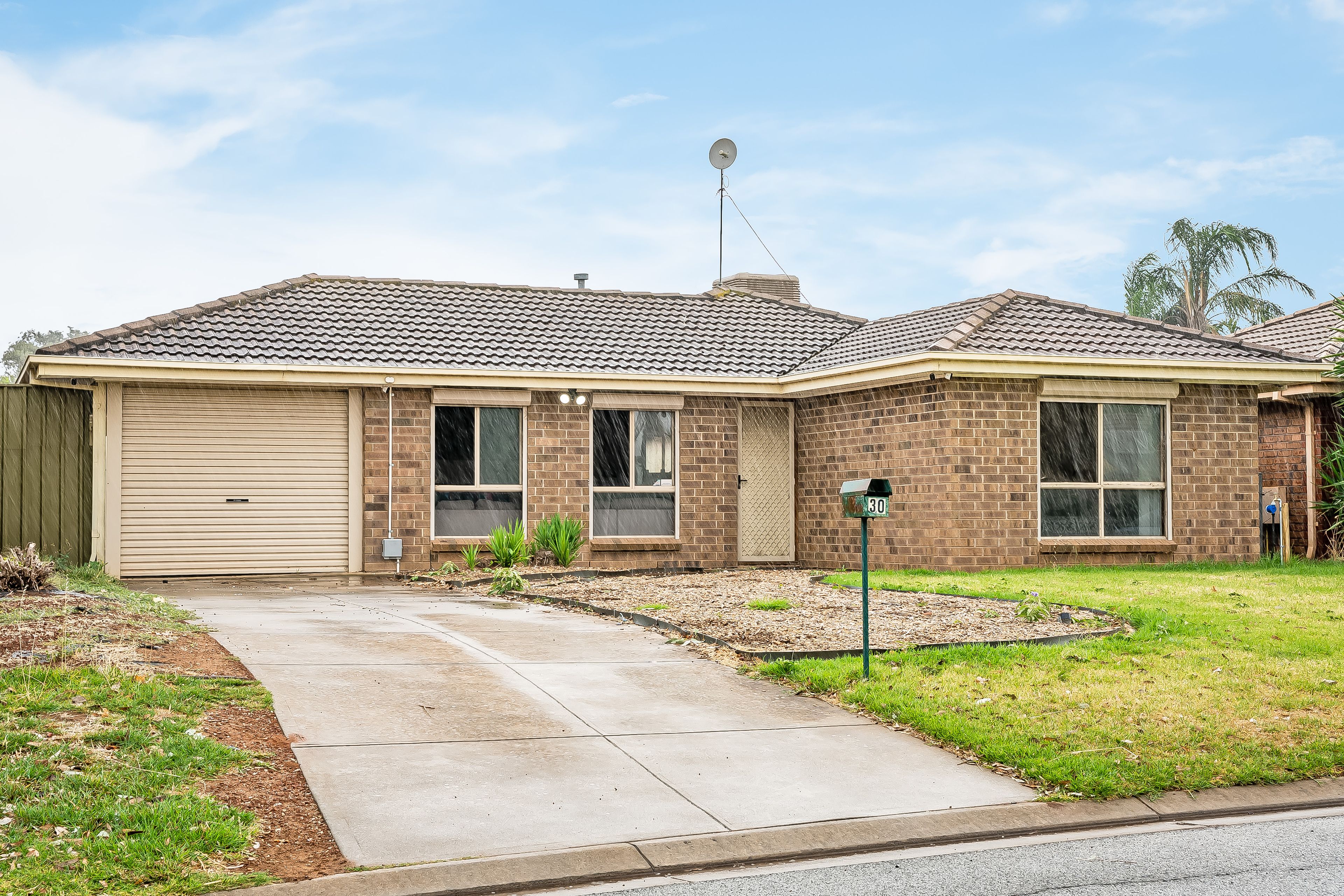30 Mclnerney Court, Andrews Farm, SA 5114