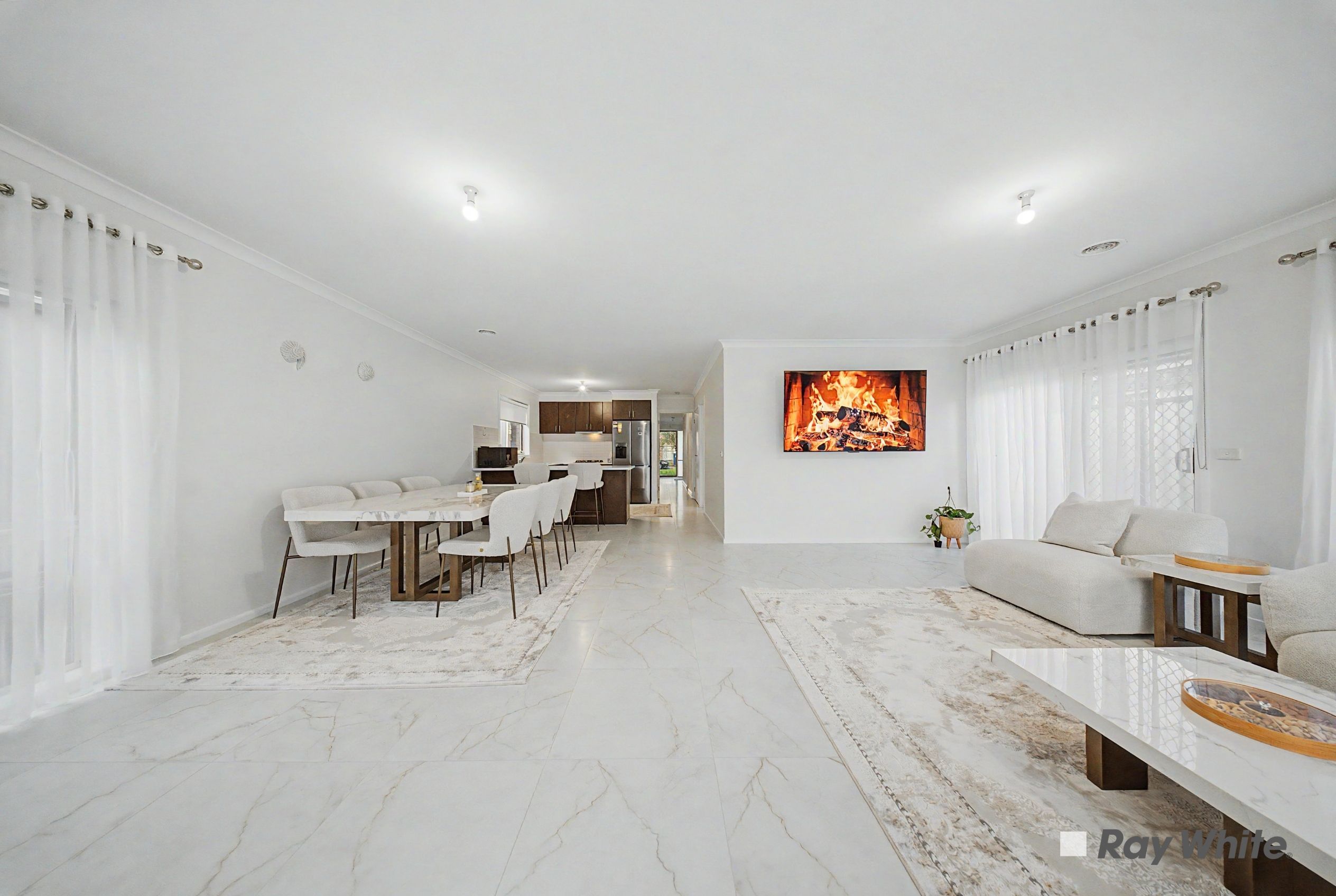 8 Mcfarlane Crescent — photo 7 of 20