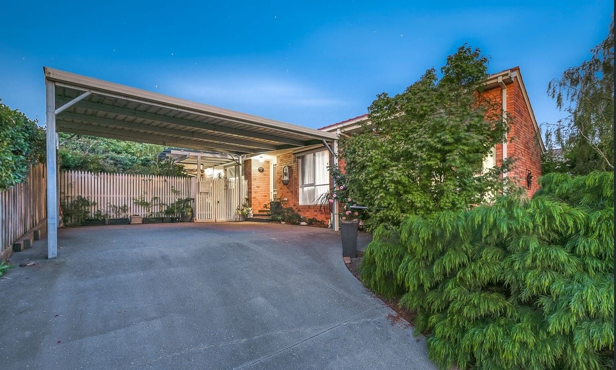 1 Mallee Court — photo from Ray White Pakenham