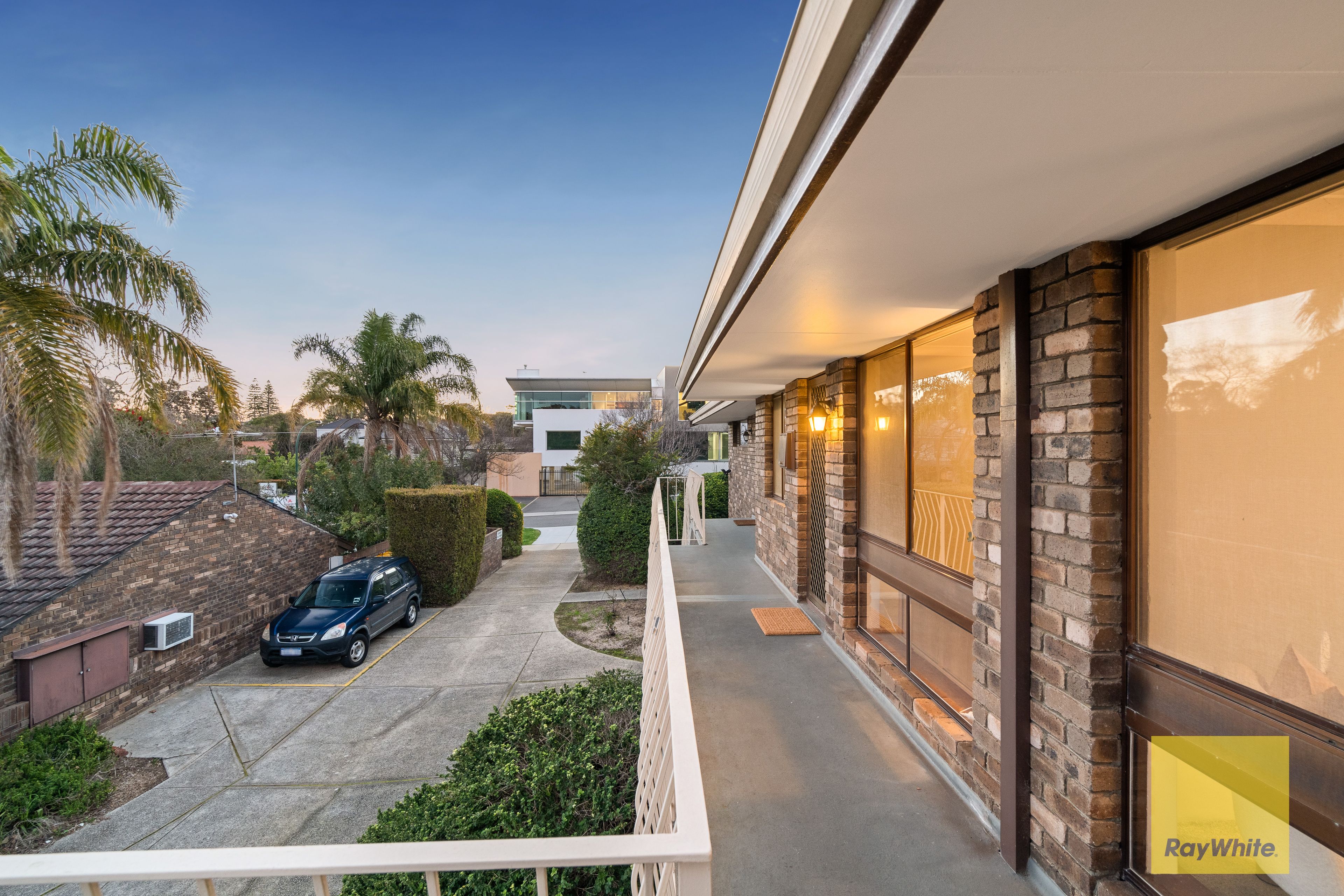 5/2 Waroonga Road — photo 7 of 30