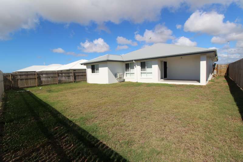13 Speargrass Parade, Mount Low, QLD 4818