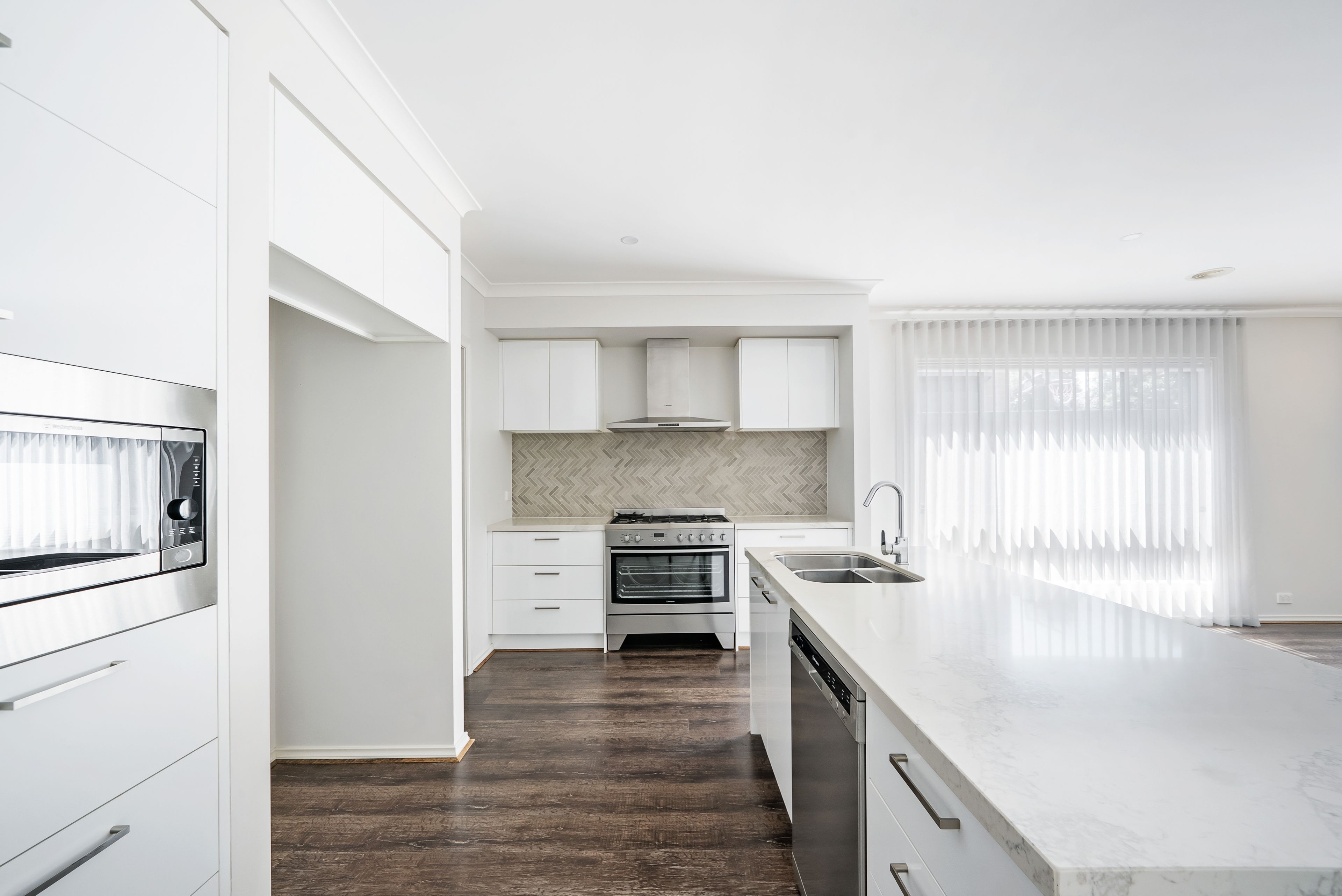 12 Hallowglen Drive, Wollert, VIC 3750