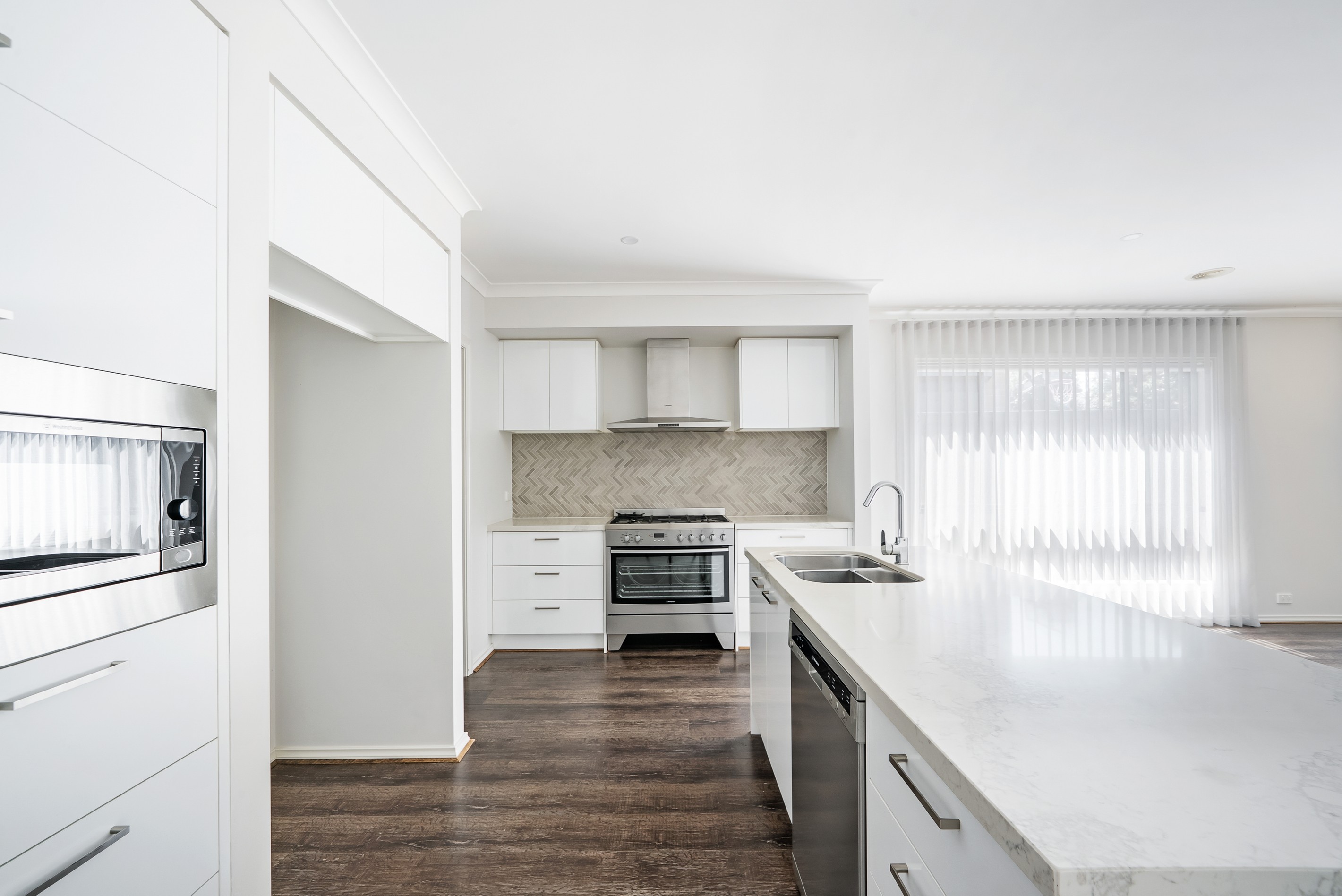 12 Hallowglen Drive, Wollert, VIC 3750