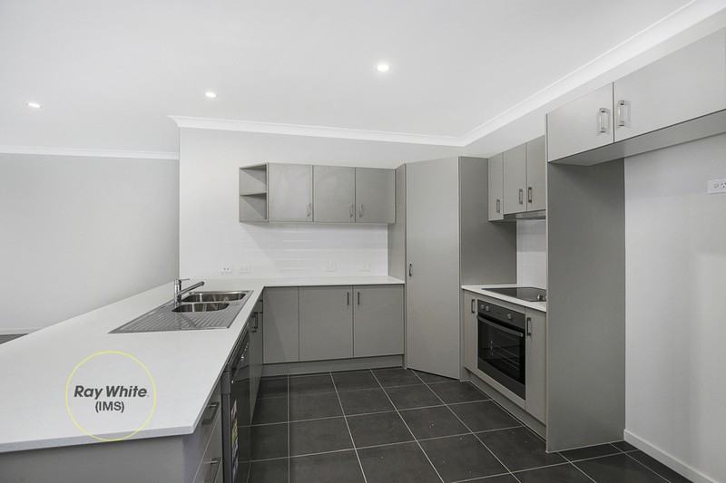 50 Tamatea Drive, Bellbird Park, QLD 4300