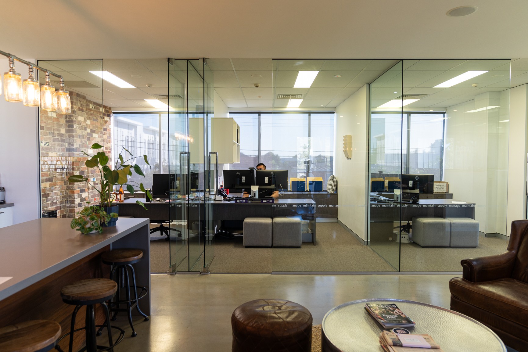 206 & 207/14 Bruce Avenue, Paradise Point, QLD 4216