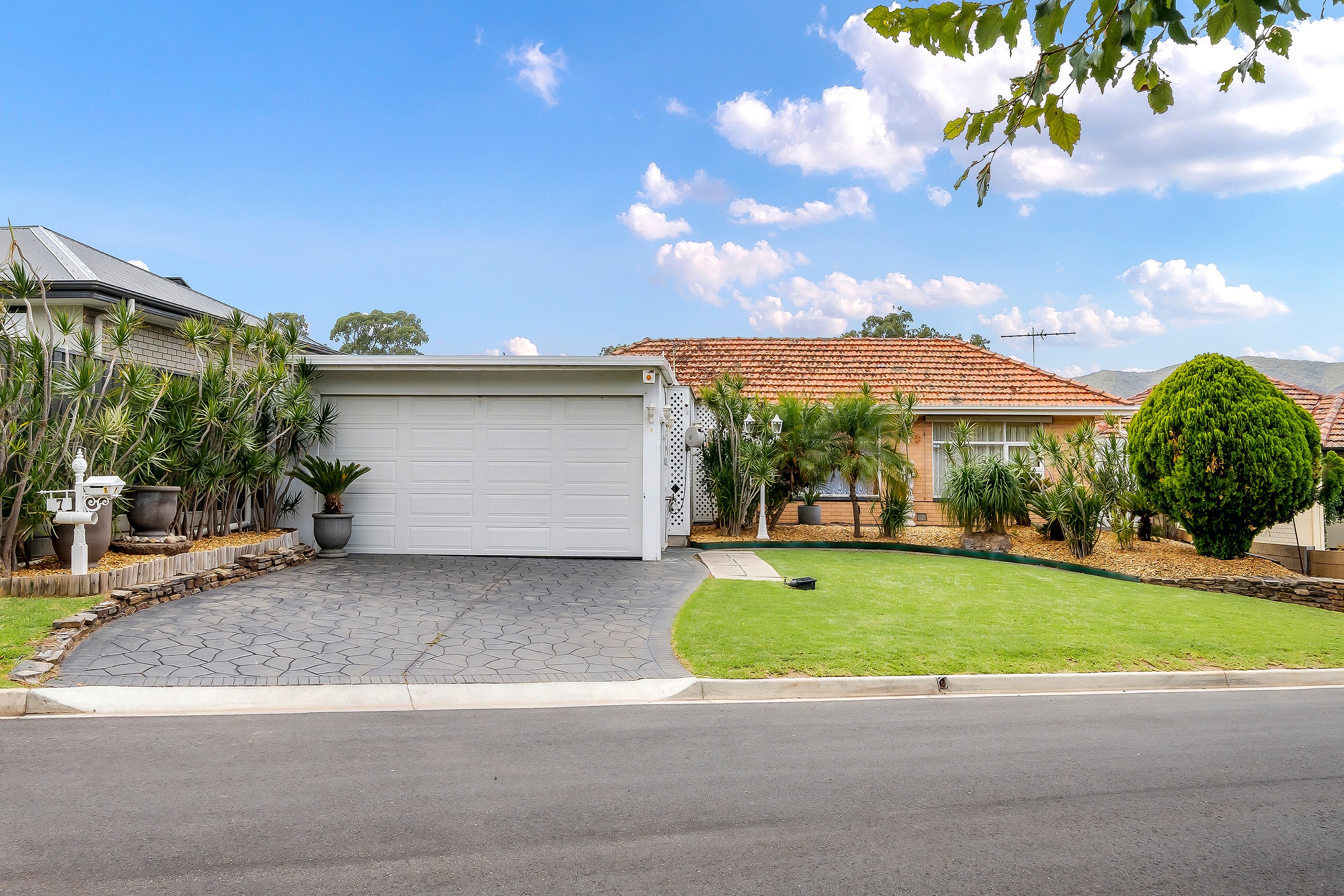 7 Almond Avenue, Dernancourt, SA 5075