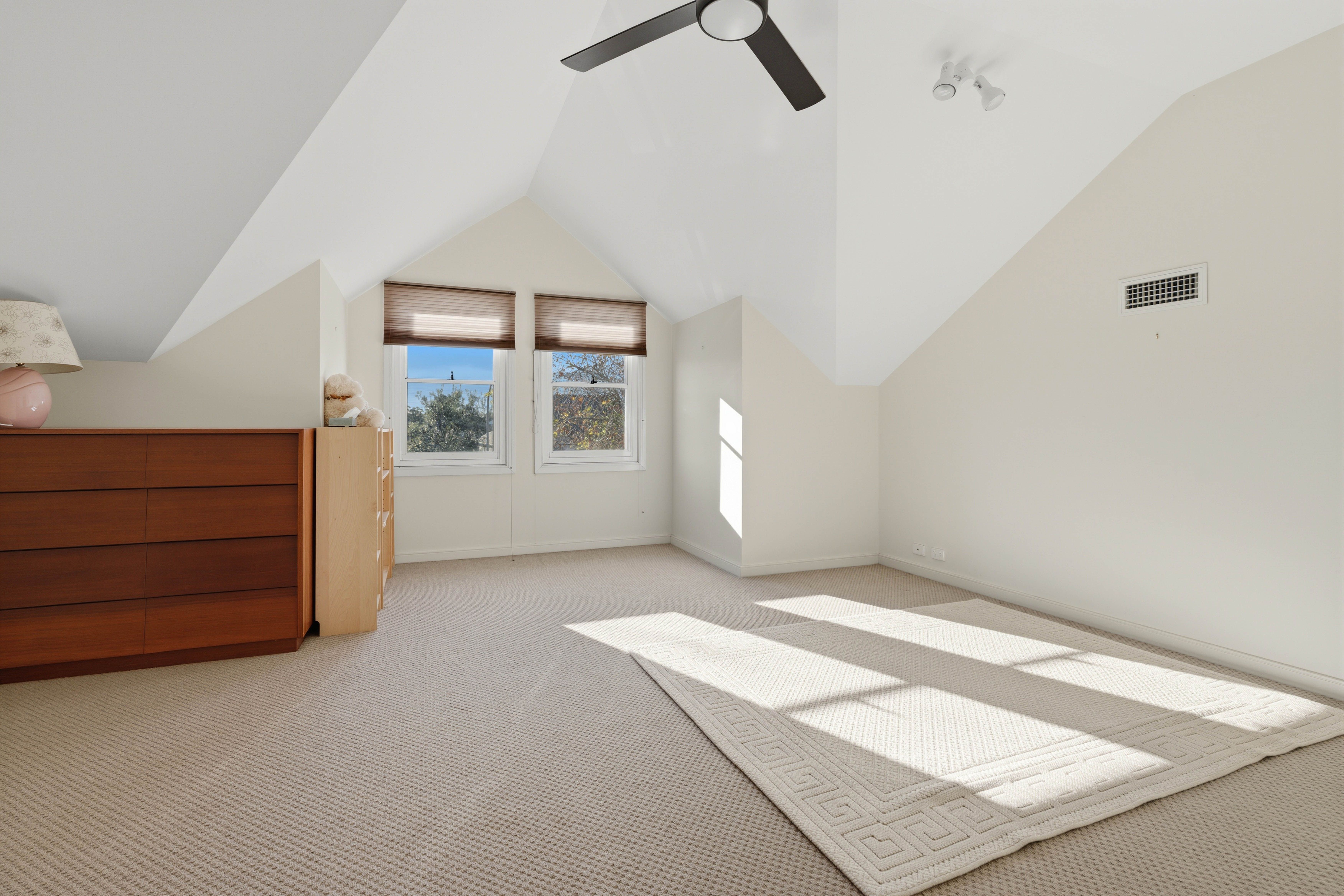 44 Broughton Avenue — photo 14 of 28