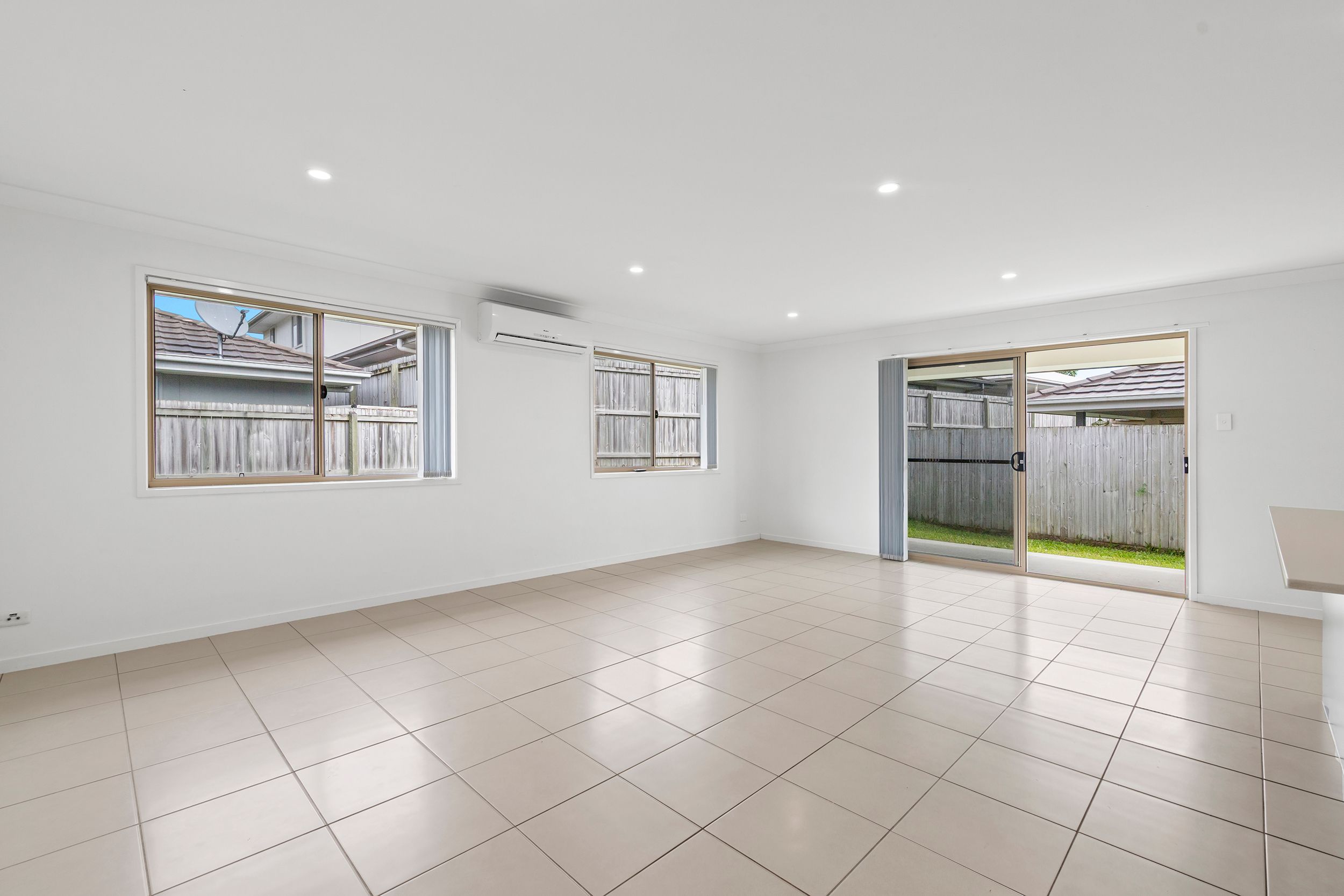 106 Dixon Drive — photo 6 of 16