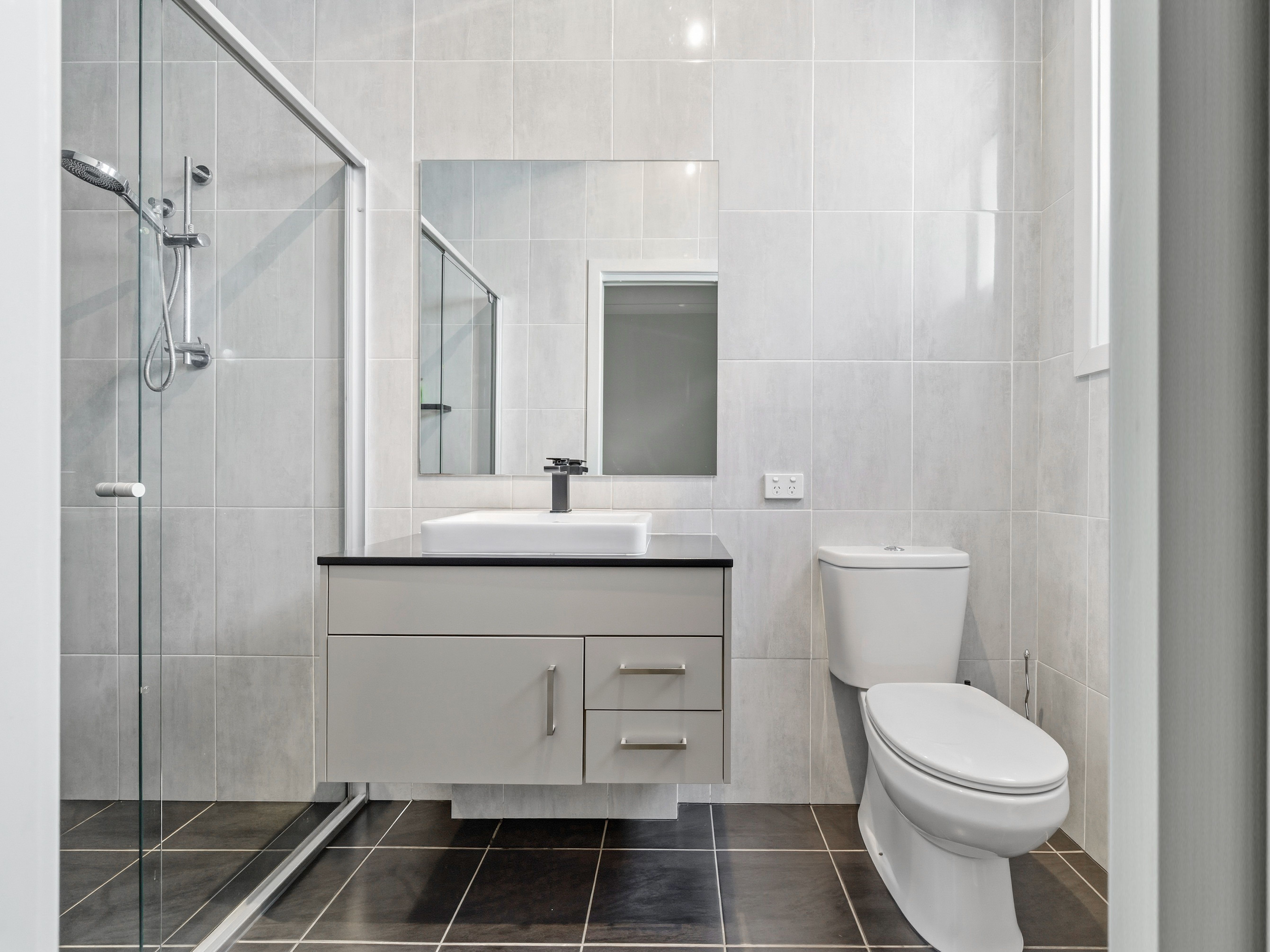 12 Foskett Road — photo 4 of 15