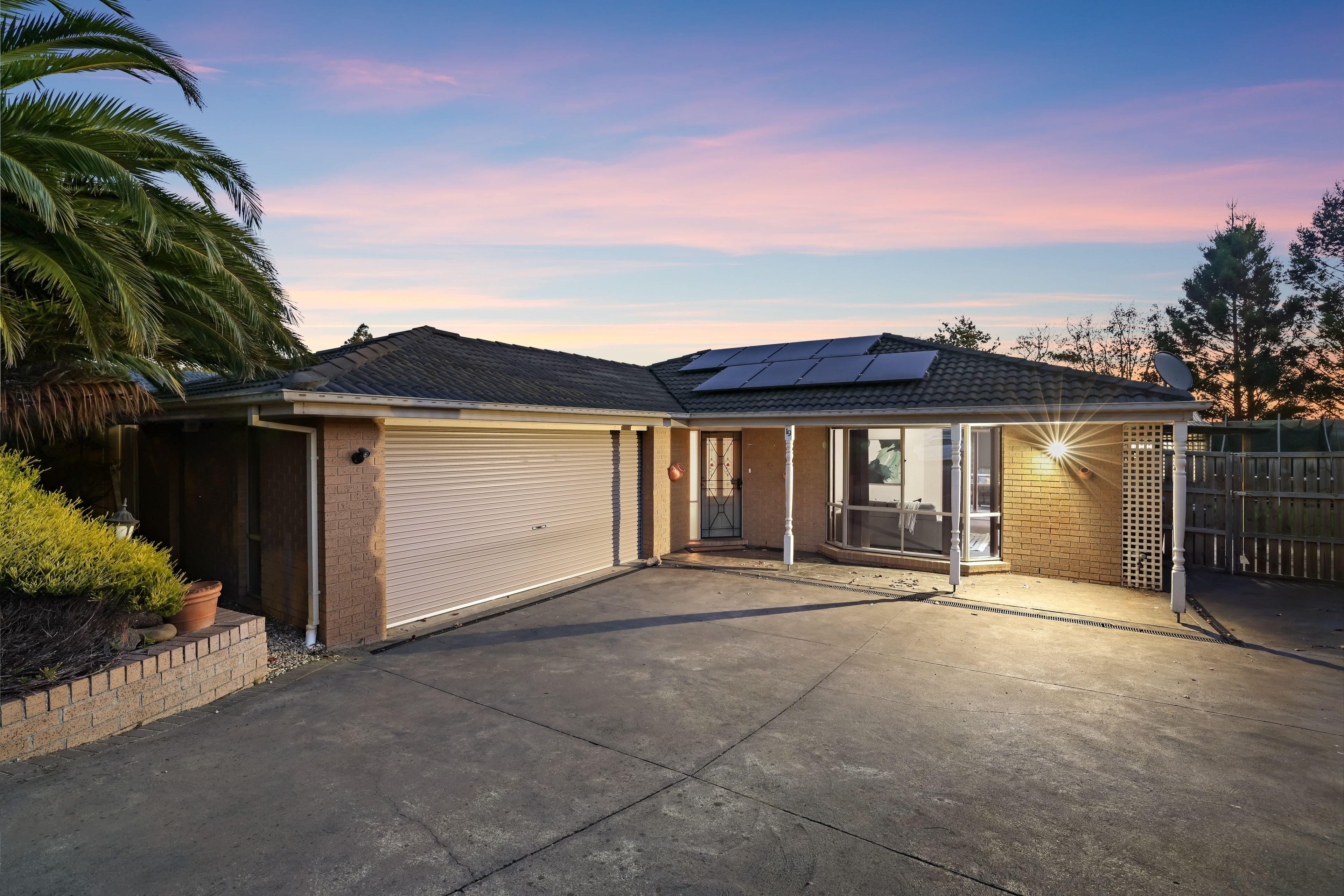 19 Callistemon Crescent, Narre Warren VIC 3805
