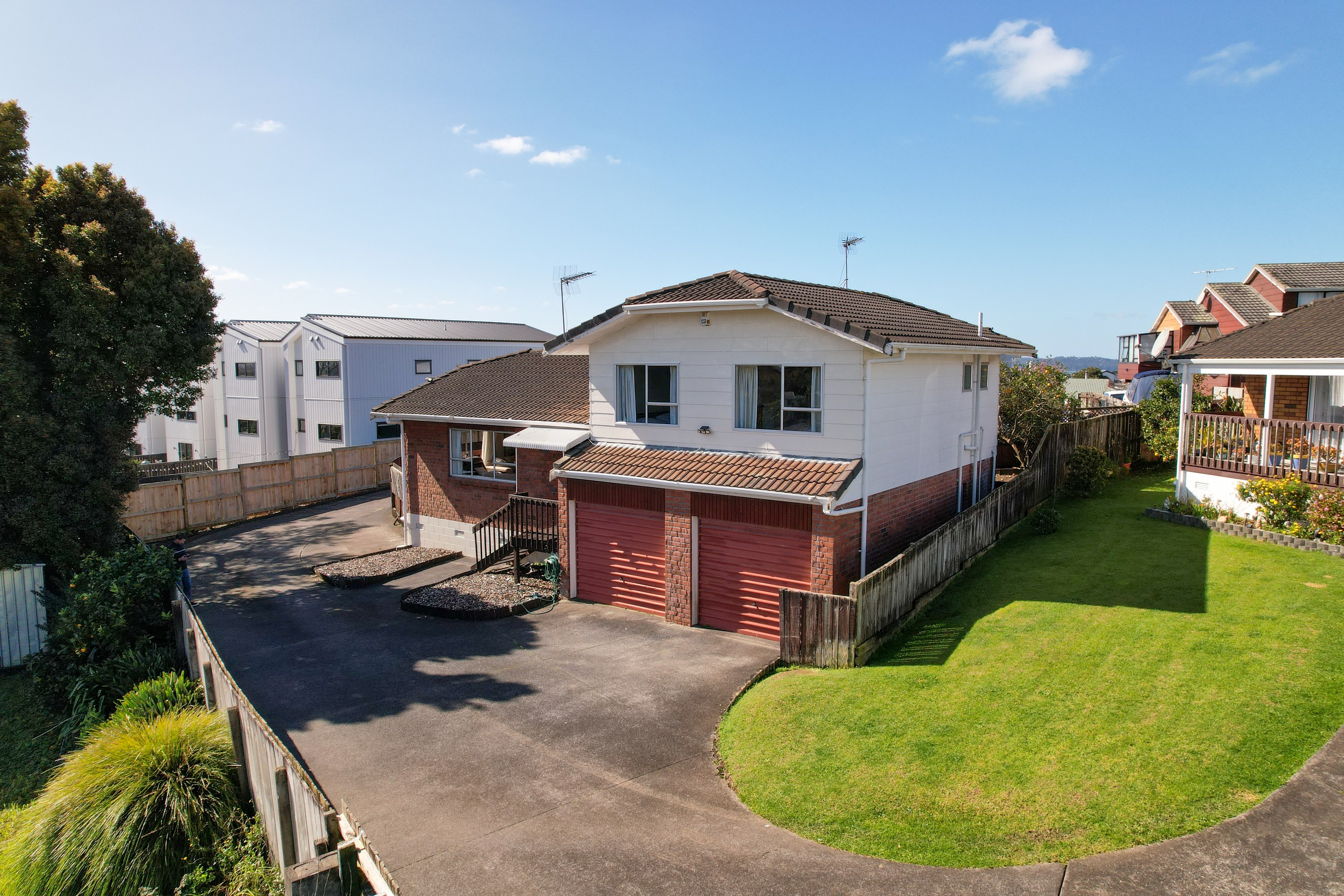 1/8 White Heron Drive, Massey, Waitakere City