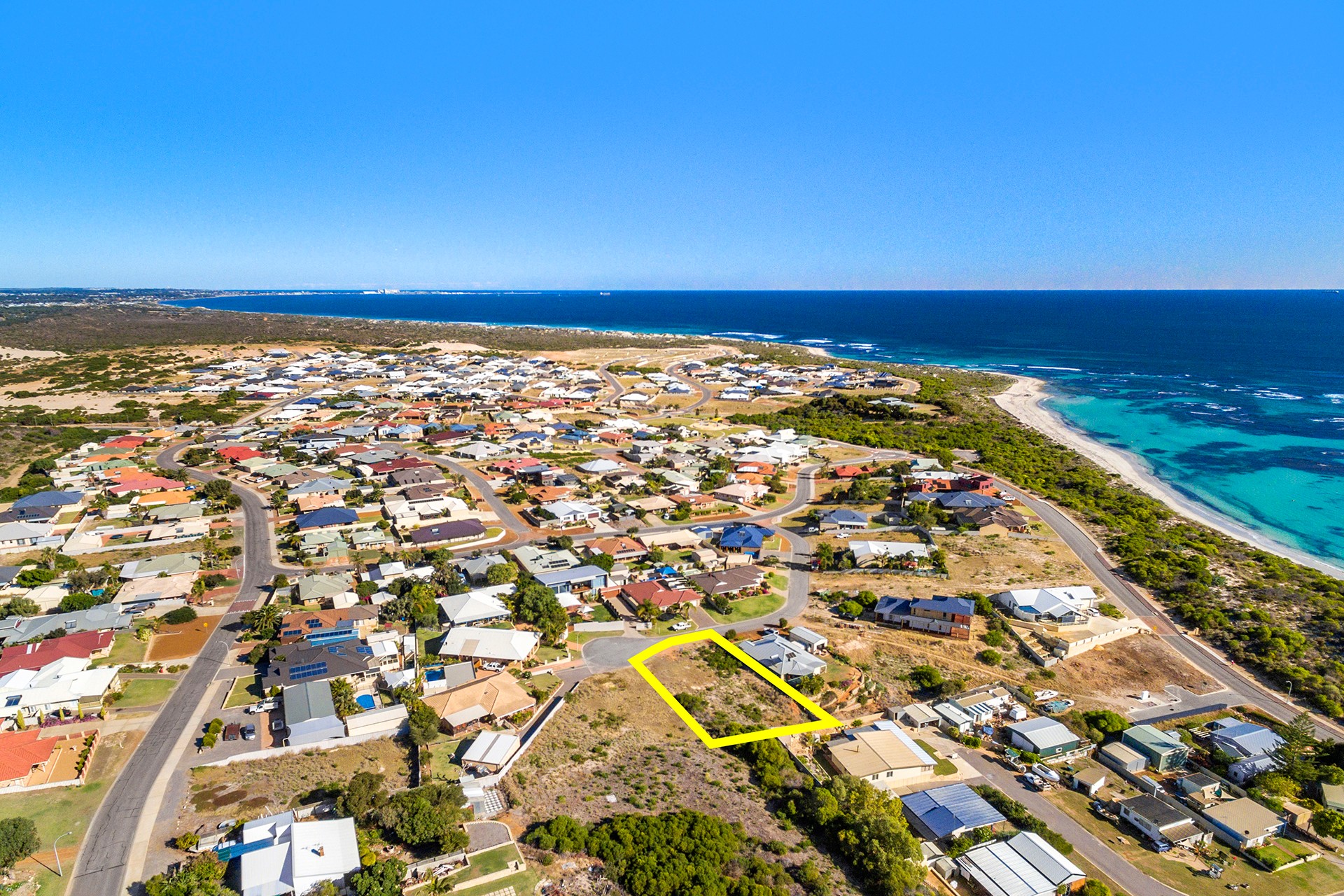 15 Bluewater Close, Drummond Cove, WA 6532