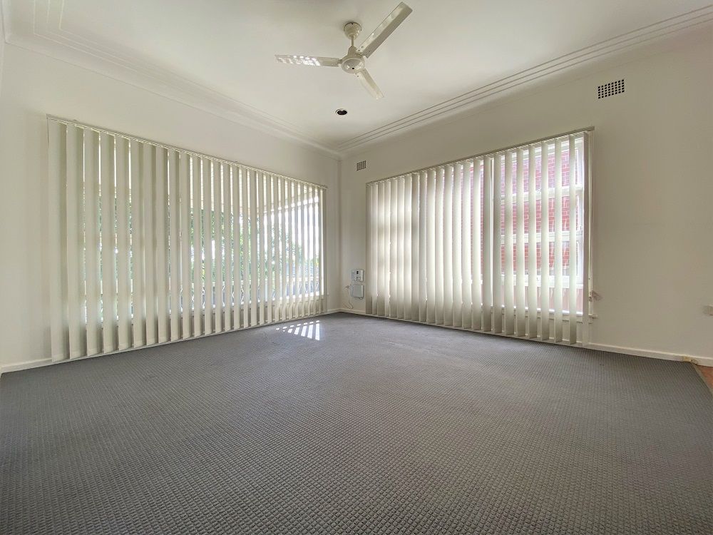 24 Mitchel Street, Campbelltown, NSW 2560