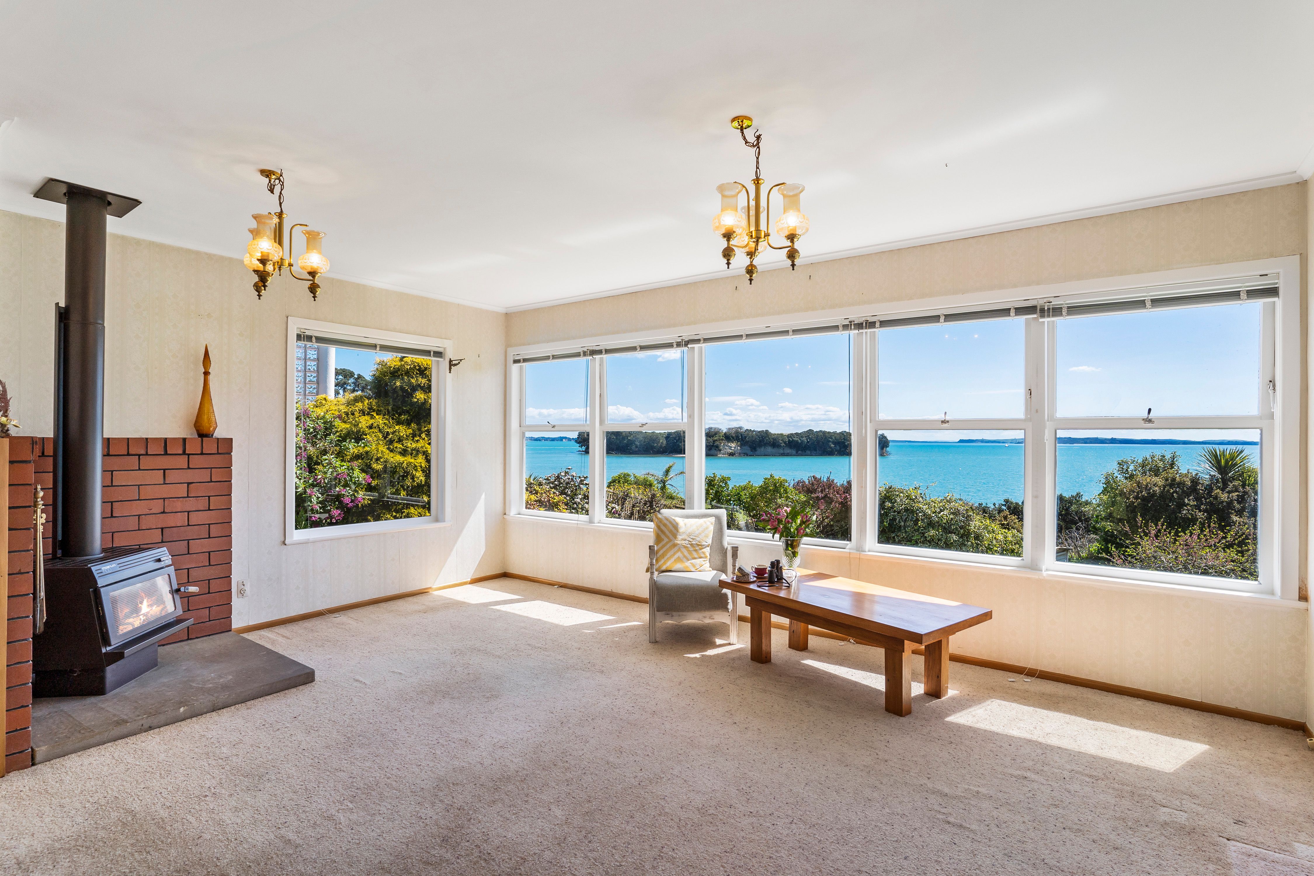 29 Hawke Crescent, Beachlands, Manukau City