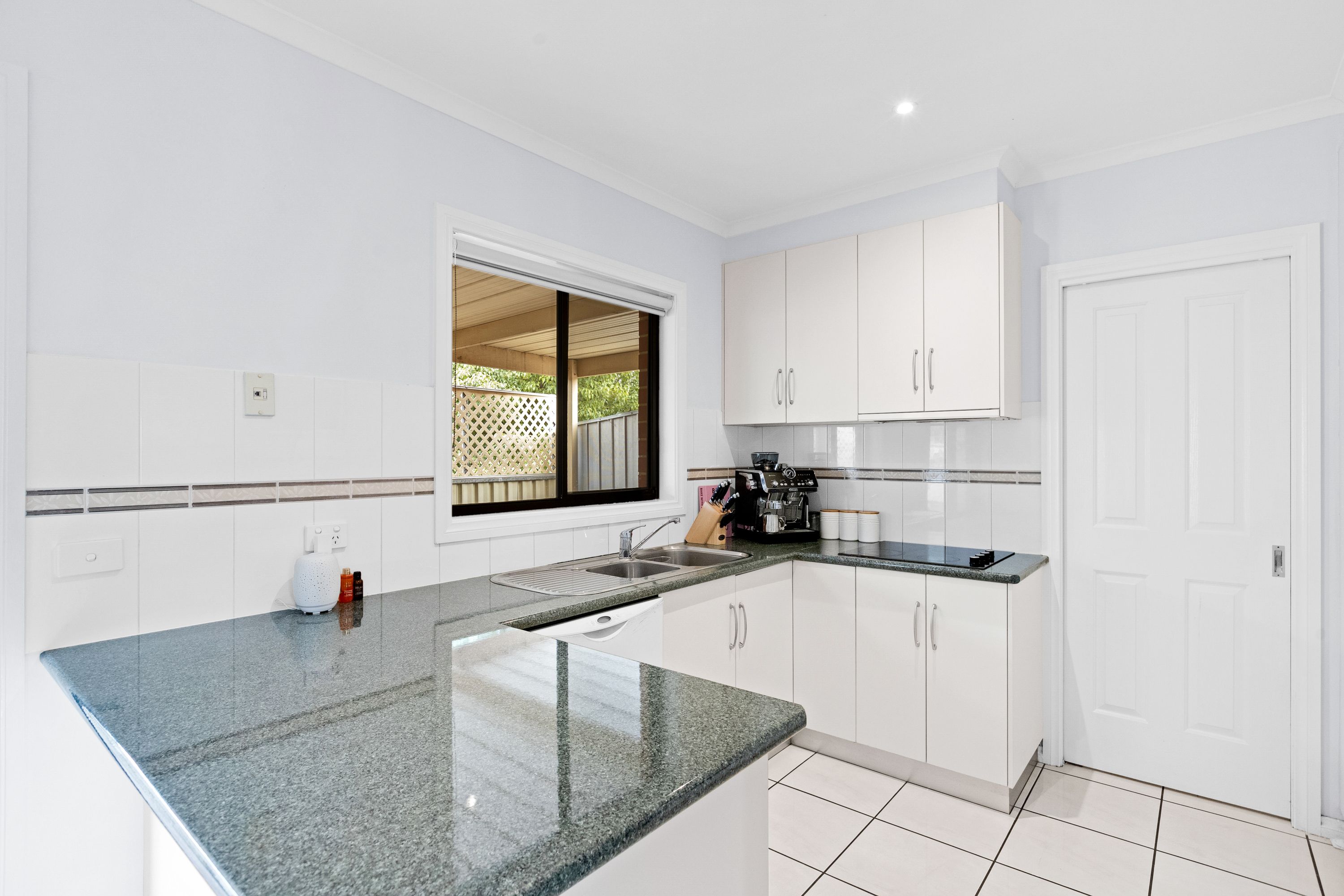 13/803-805 Irymple Avenue — photo 6 of 18