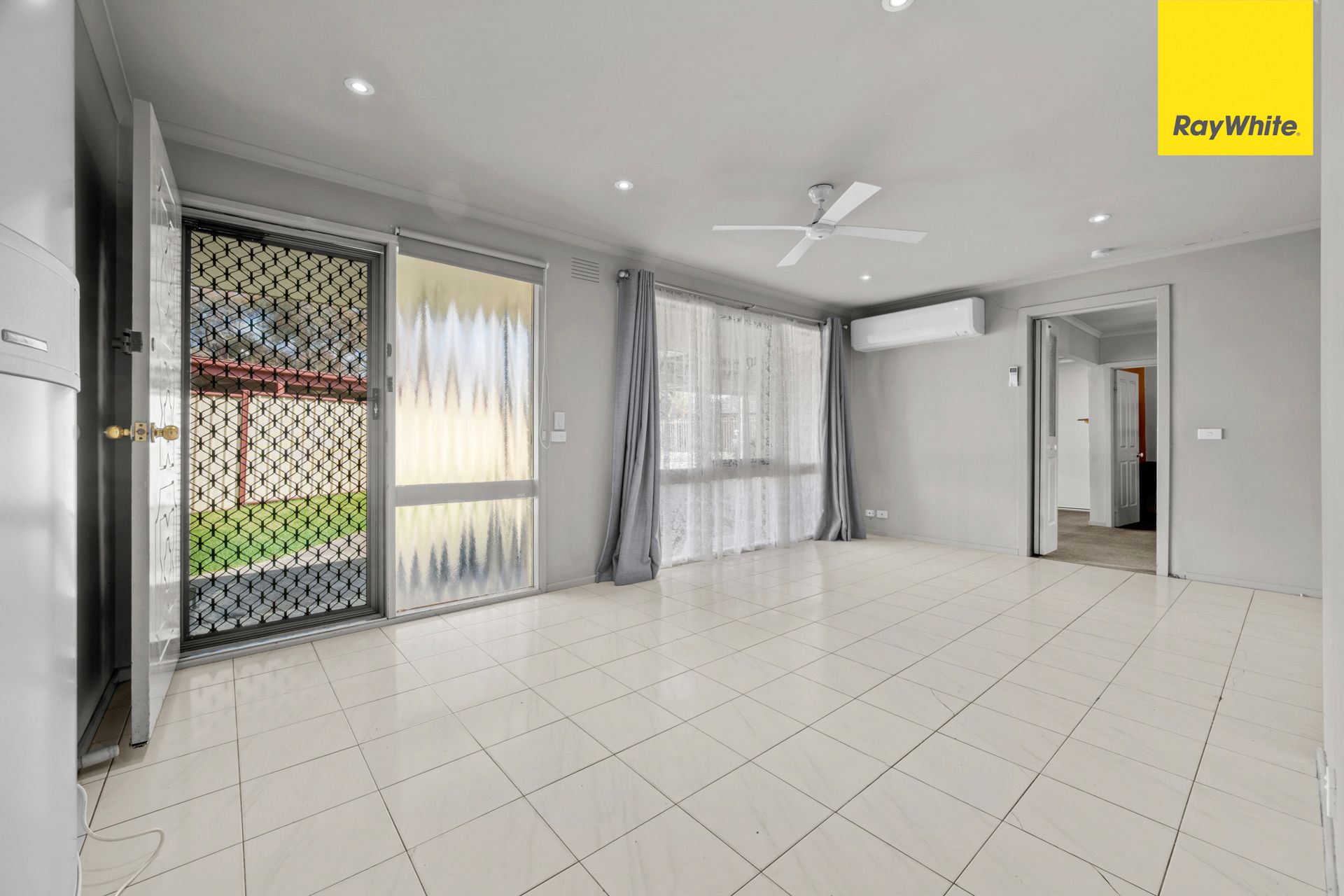 45 Tulloch Avenue — photo 3 of 24