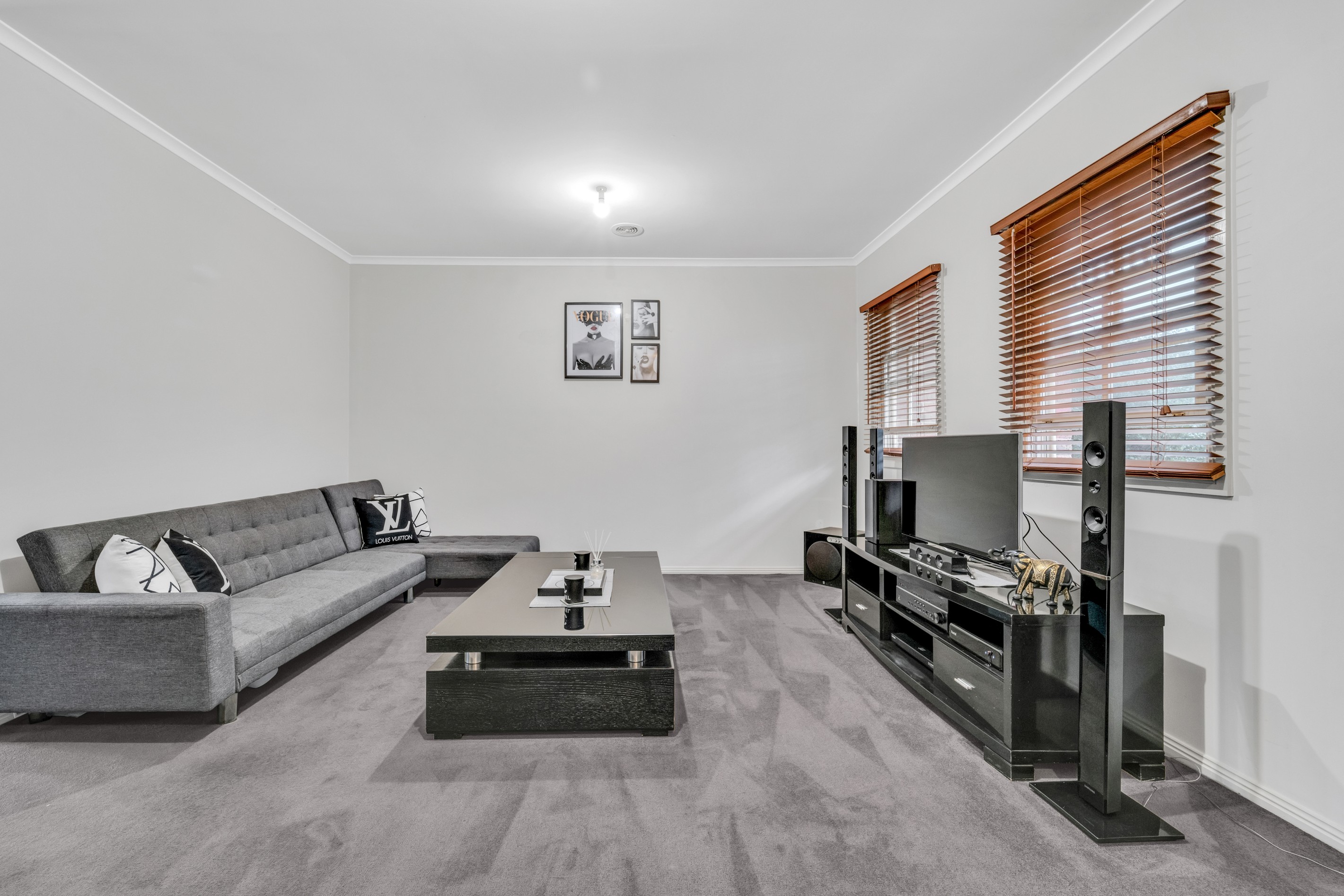 5 Meadowbank Lane, Craigieburn, VIC 3064