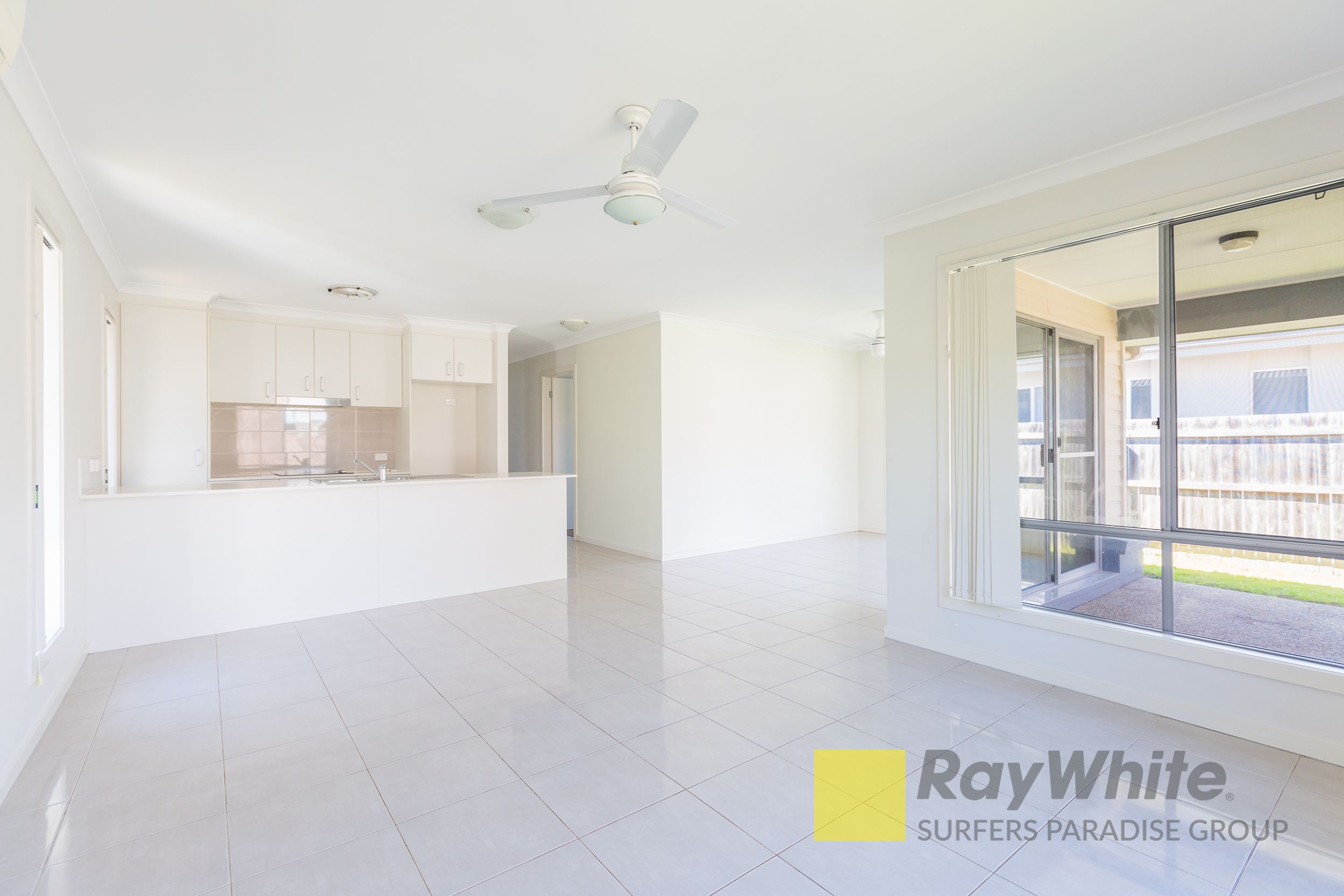 40 Azure Way, Hope Island, QLD 4212