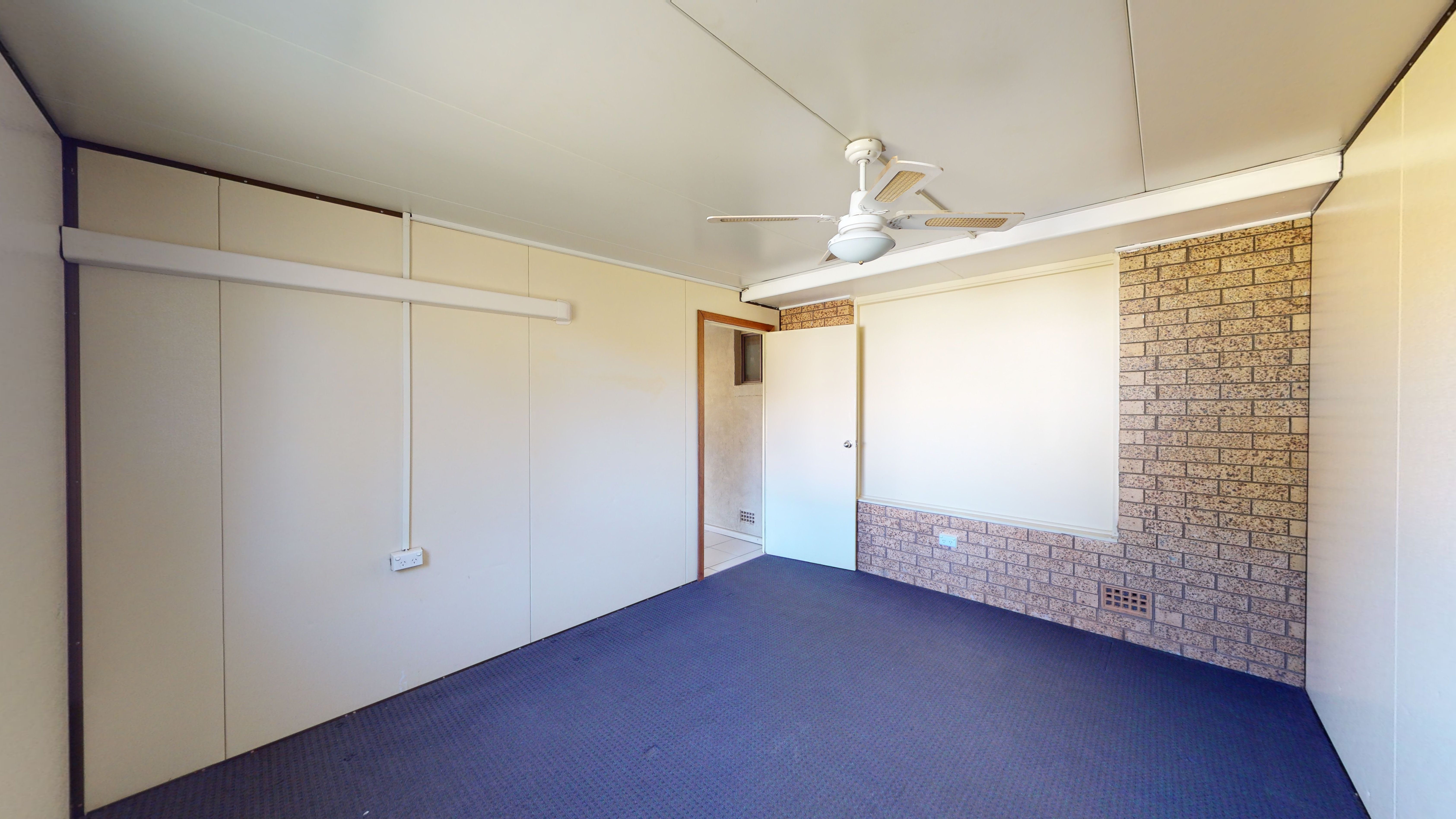 227 Myall Street — photo 13 of 15