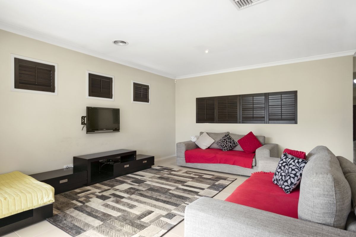 14 Narmara Mews, Wyndham Vale, VIC 3024