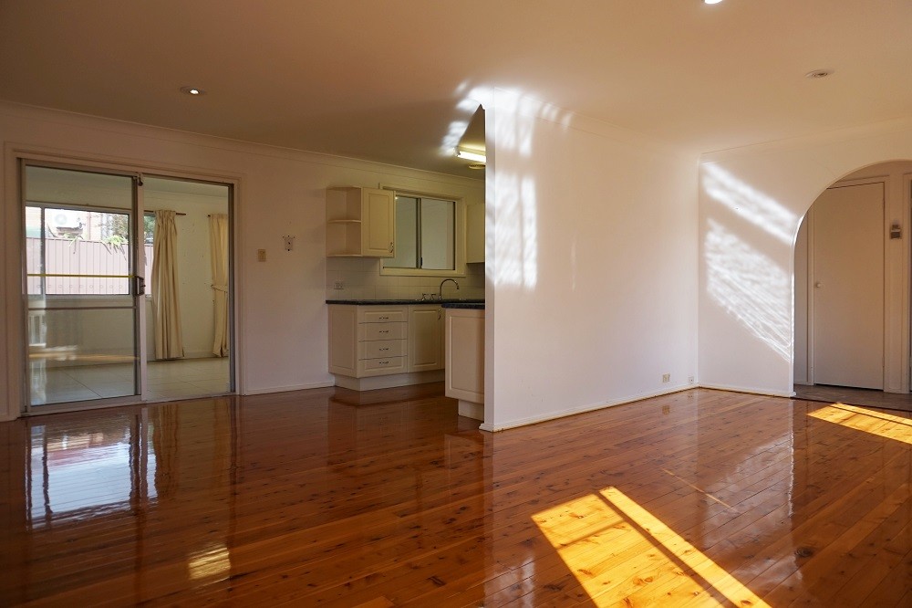 10 Maroubra Crescent, Woodbine, NSW 2560